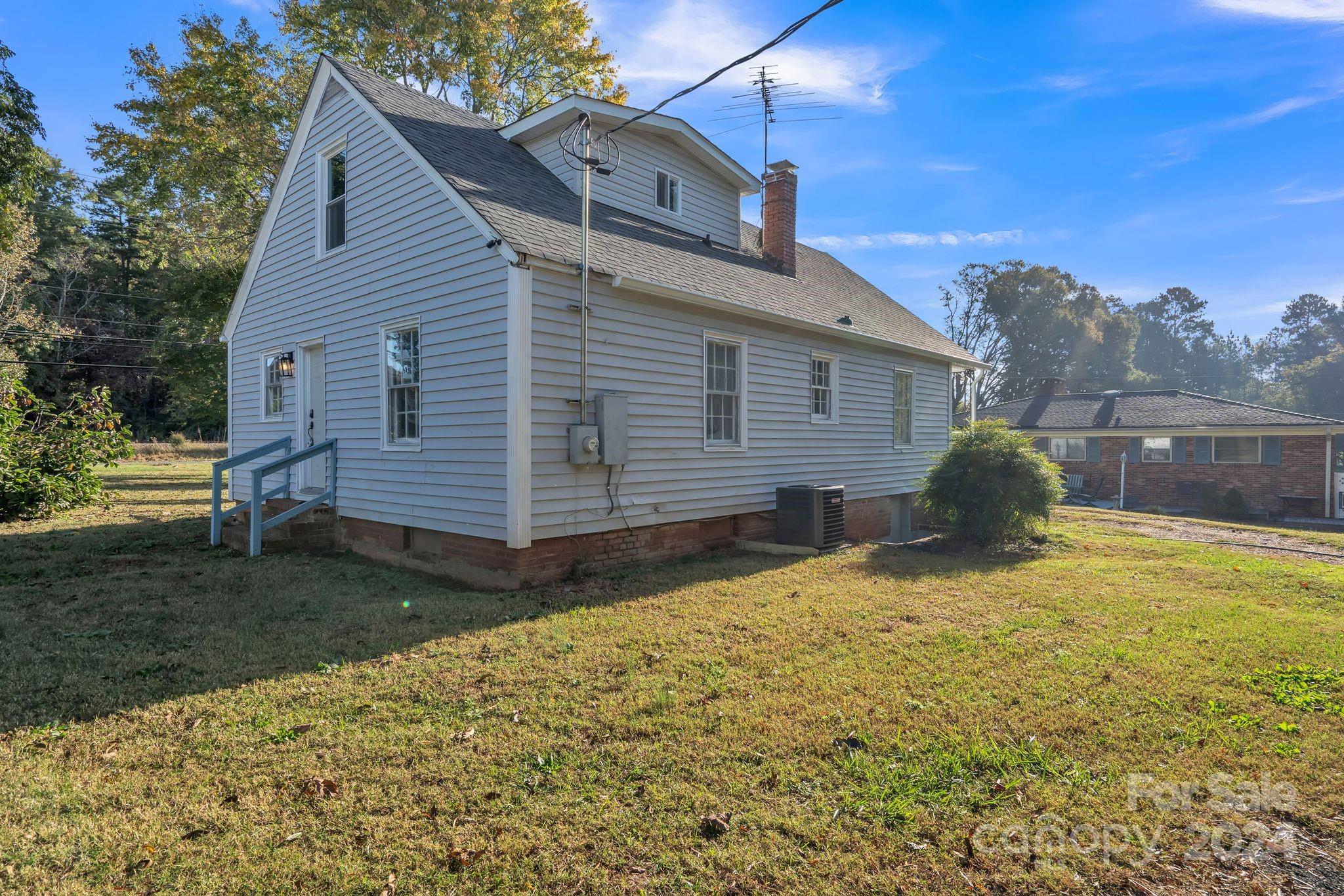 4315 Gibbon Road Property Photo 34