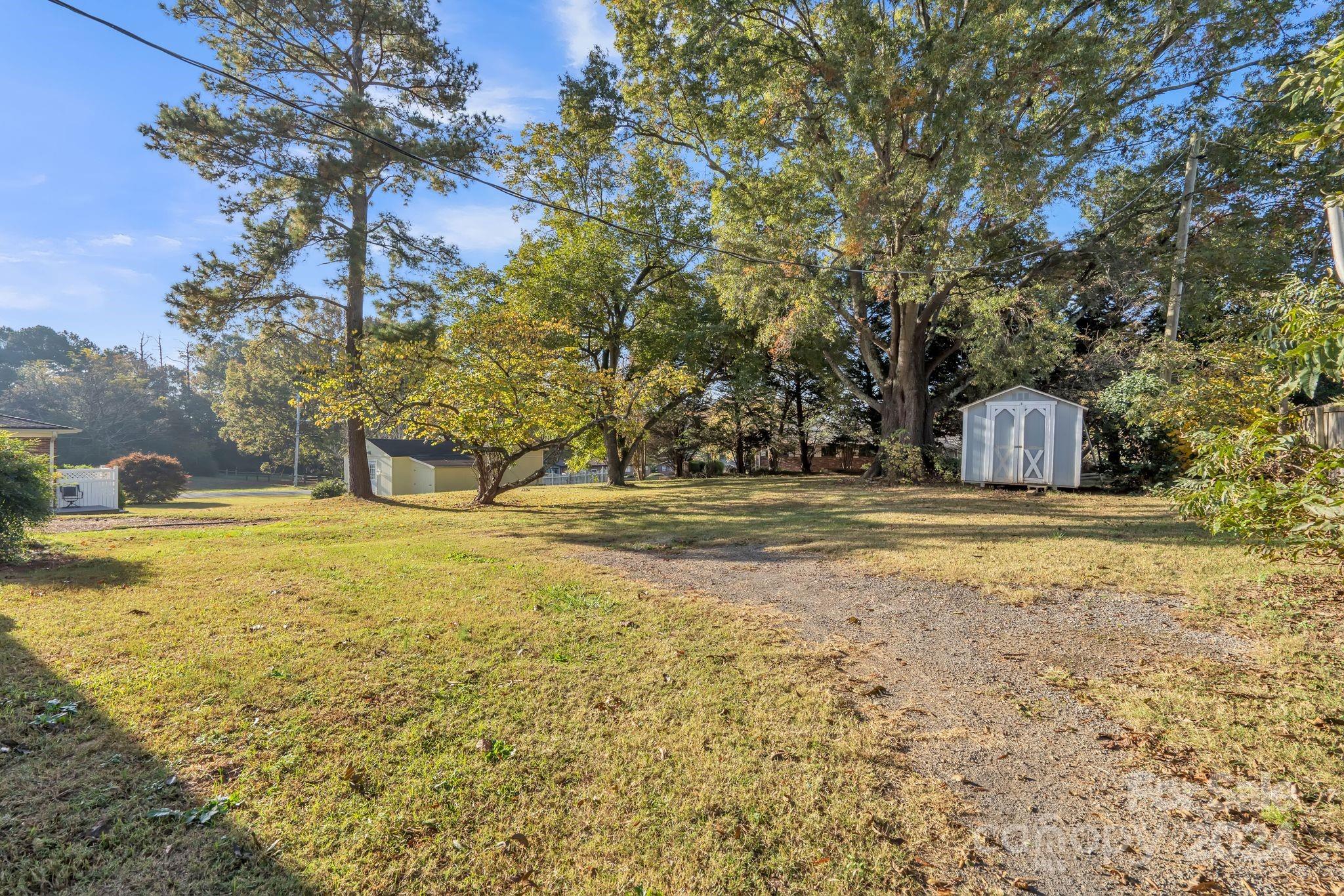 4315 Gibbon Road Property Photo 35