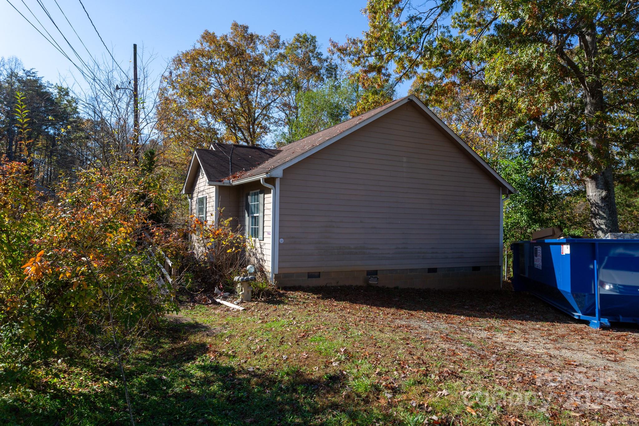 4020 Old 10 Highway Property Photo 21