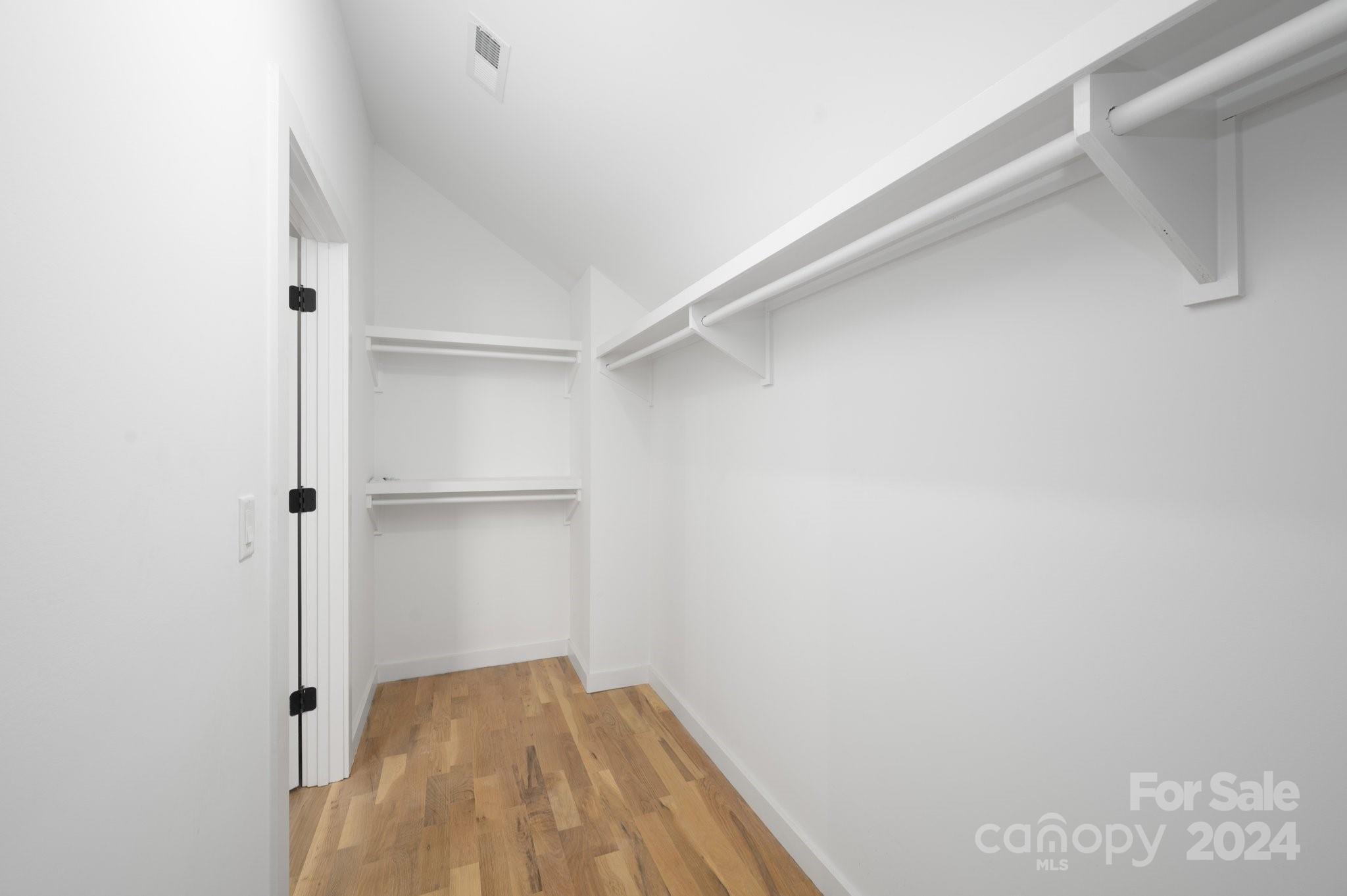 41 Pennsylvania Avenue Property Photo 21