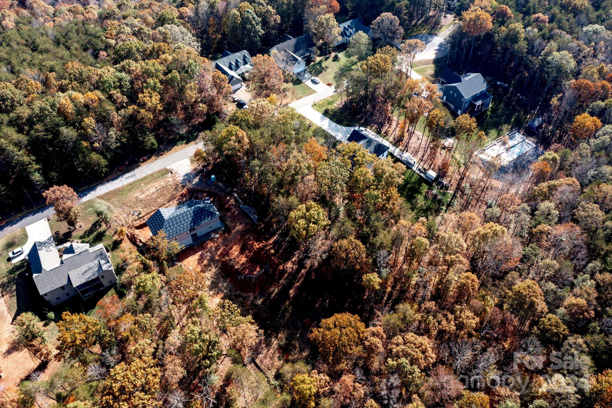 1676 Parkside Drive Property Photo 4