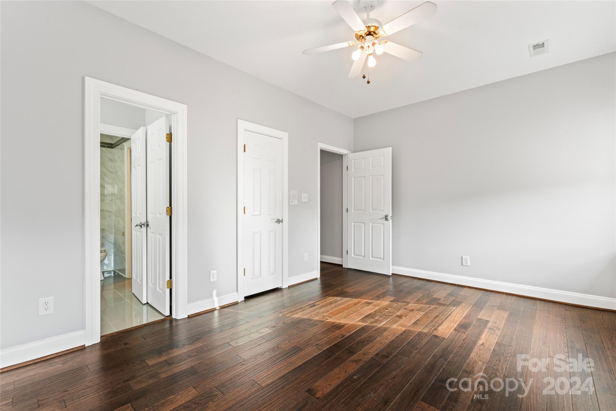 431 Walden Trail Property Photo 24
