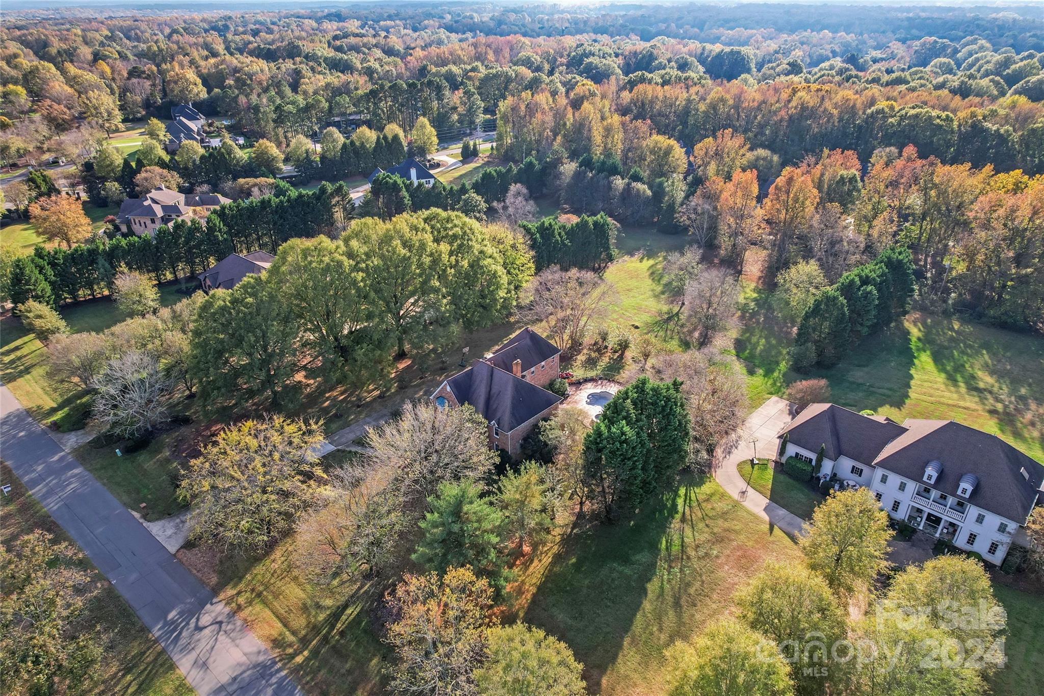 431 Walden Trail Property Photo 35
