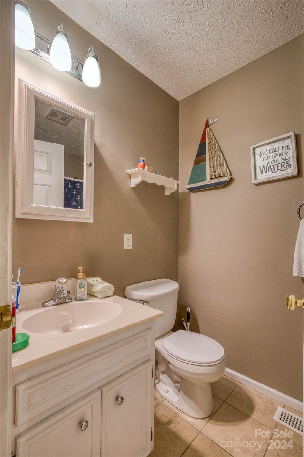 5158 Bridges Crossing Property Photo 22