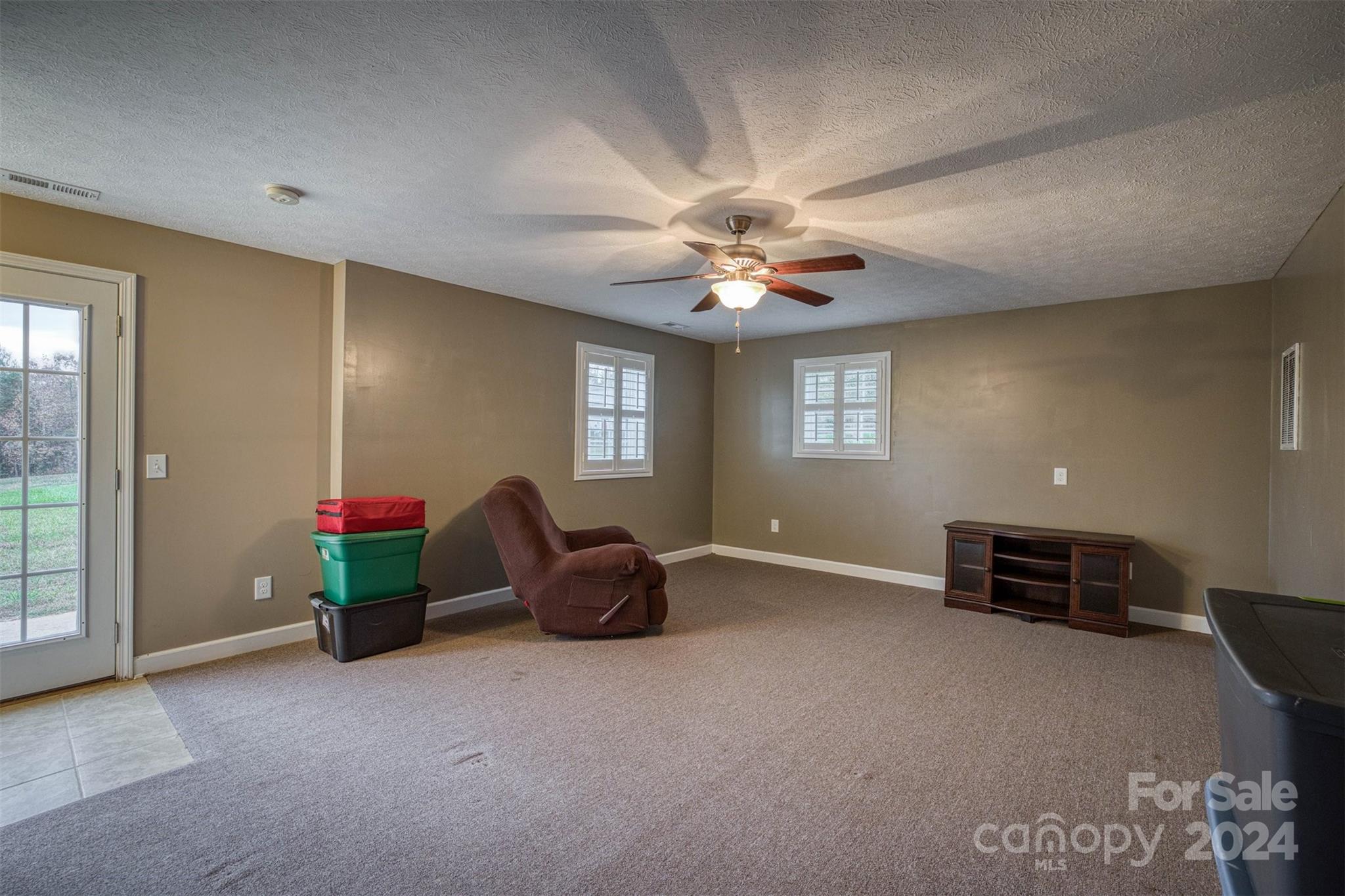 5158 Bridges Crossing Property Photo 27