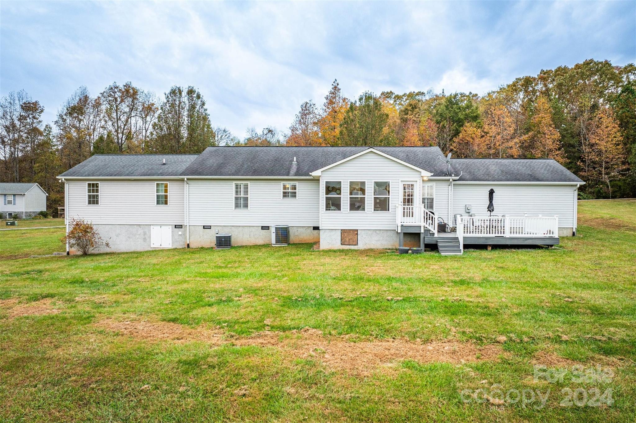 5158 Bridges Crossing Property Photo 30