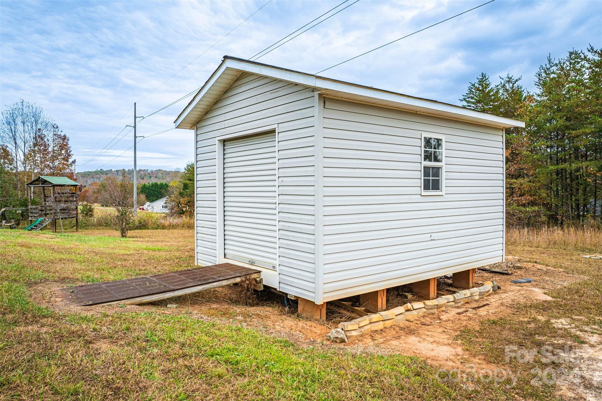 5158 Bridges Crossing Property Photo 35