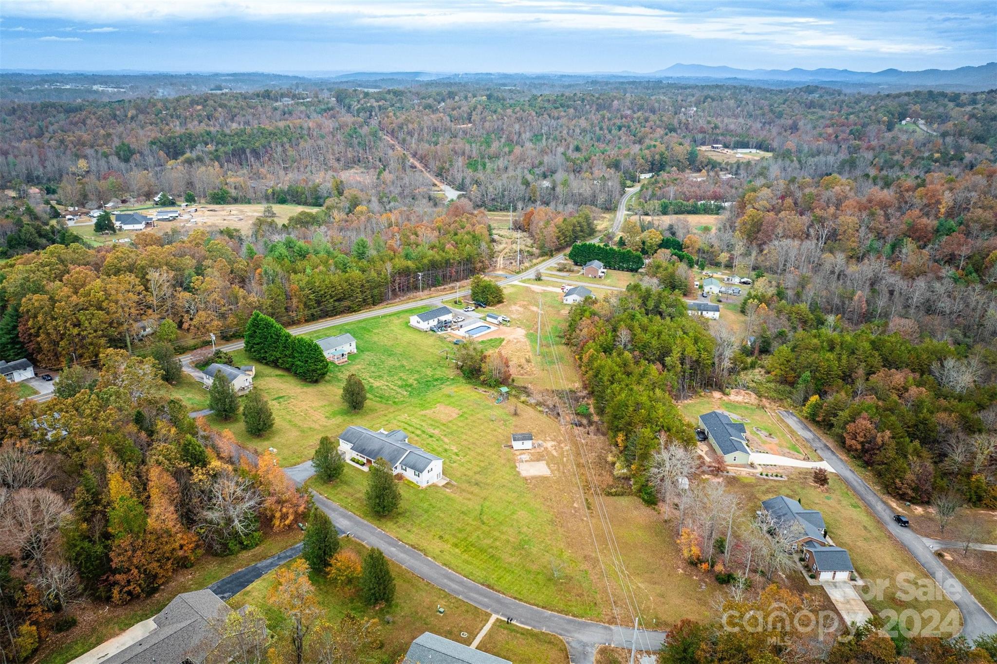5158 Bridges Crossing Property Photo 39
