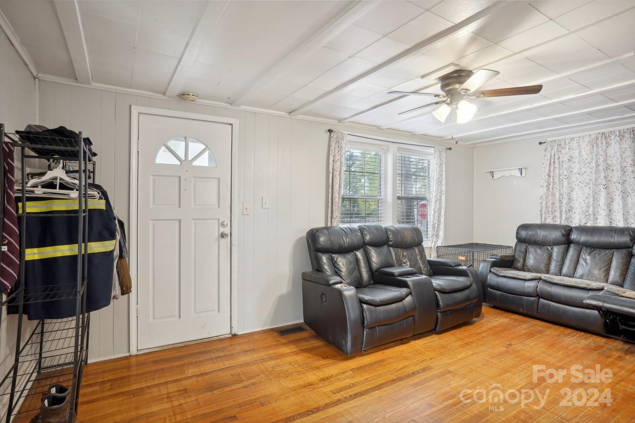 103 Mimosa Street Property Photo 5
