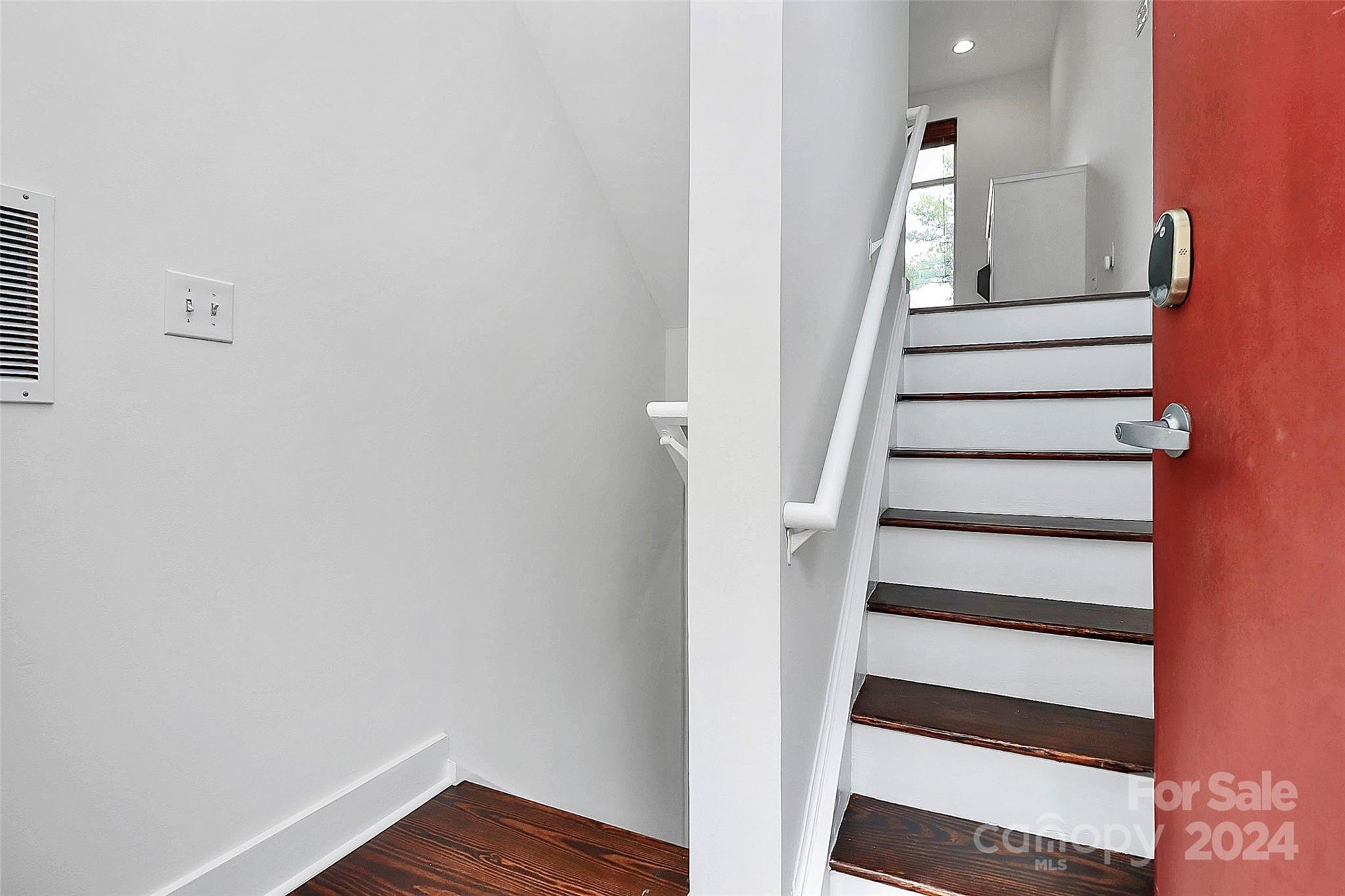 2044 Atherton Heights Lane 19 Property Photo 13