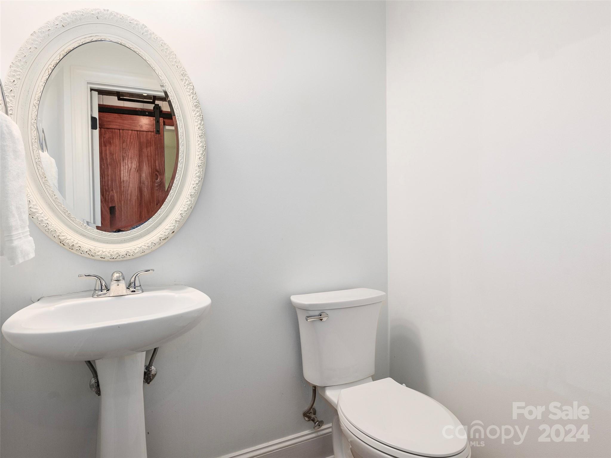 906 Woodvine Road Property Photo 17