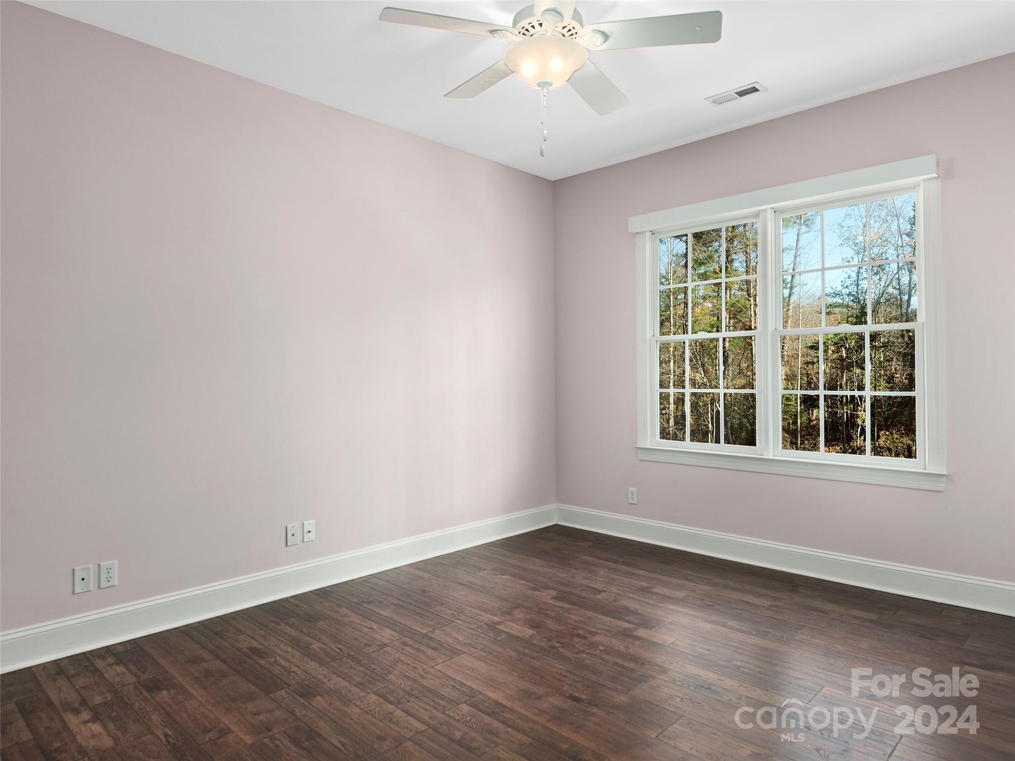 906 Woodvine Road Property Photo 29