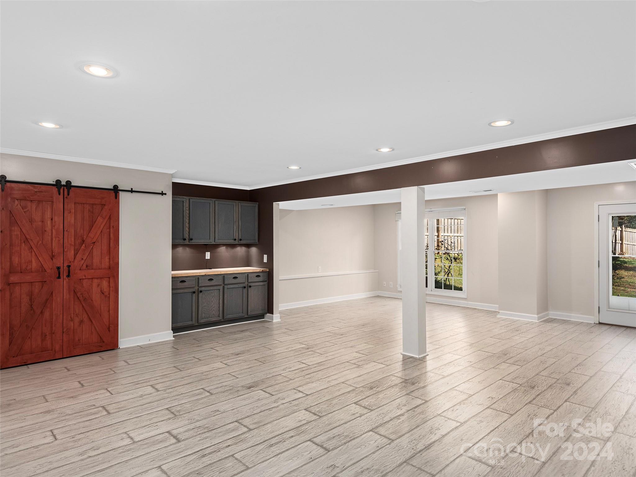 906 Woodvine Road Property Photo 32