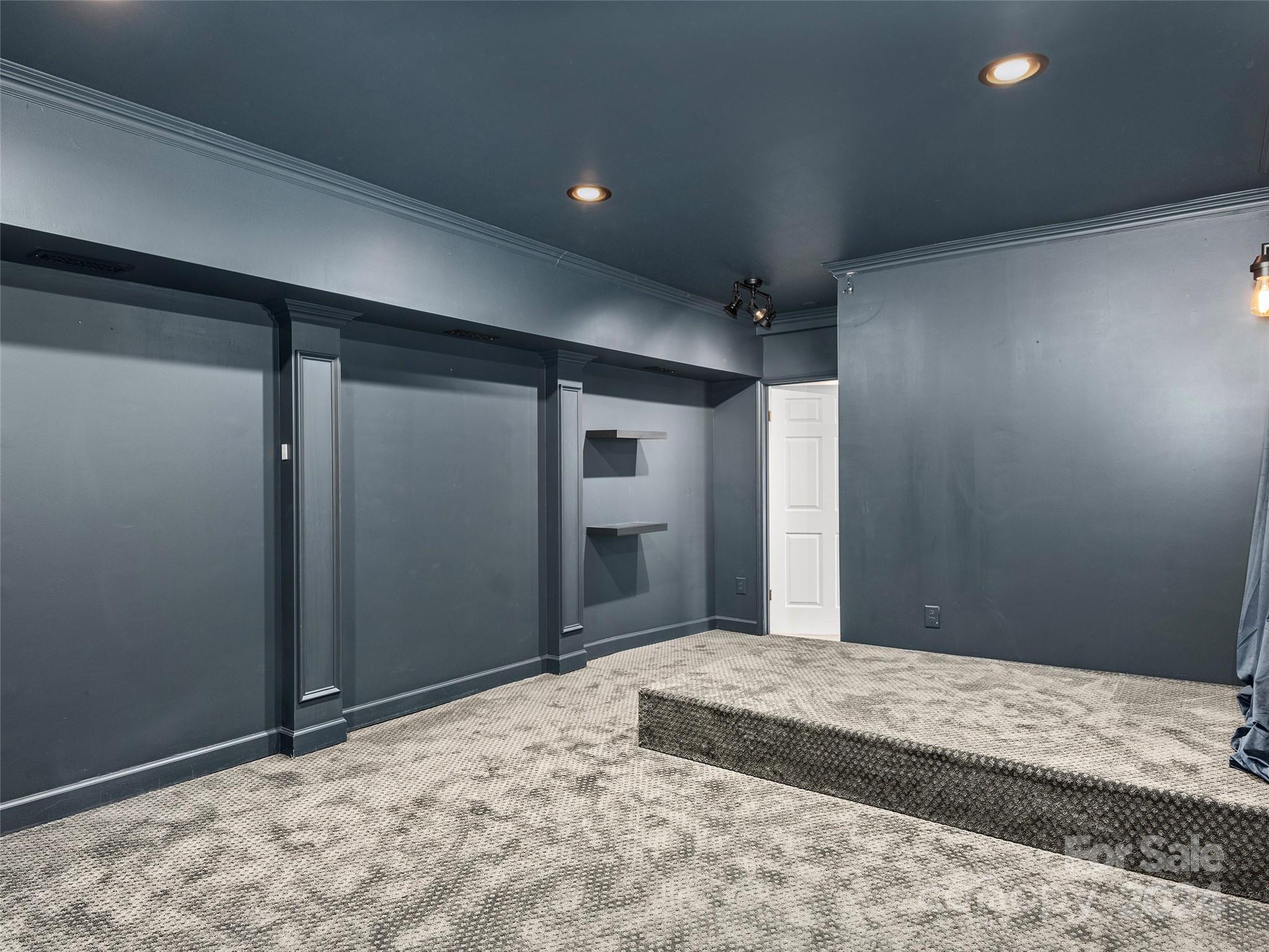 906 Woodvine Road Property Photo 38