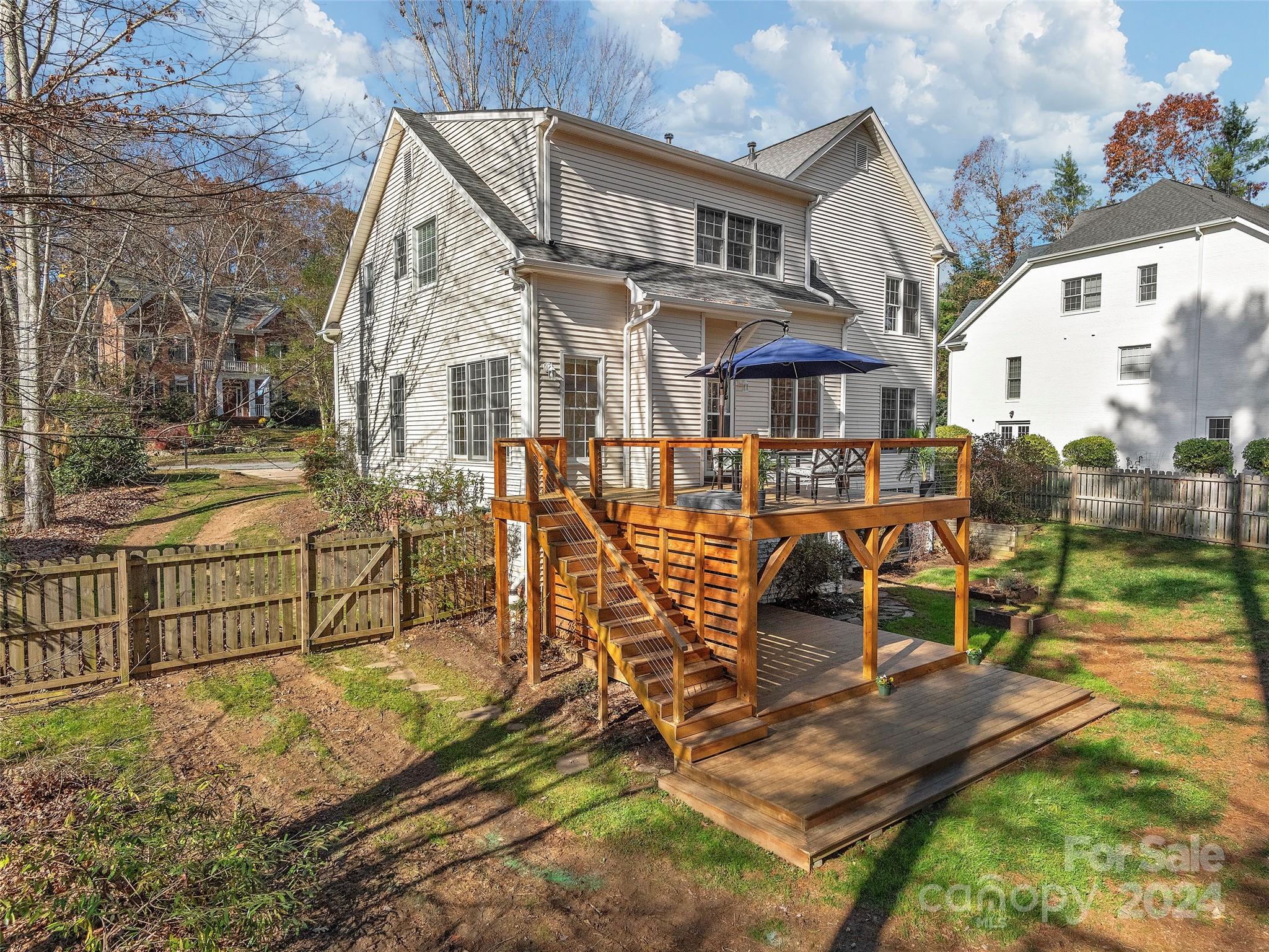 906 Woodvine Road Property Photo 40