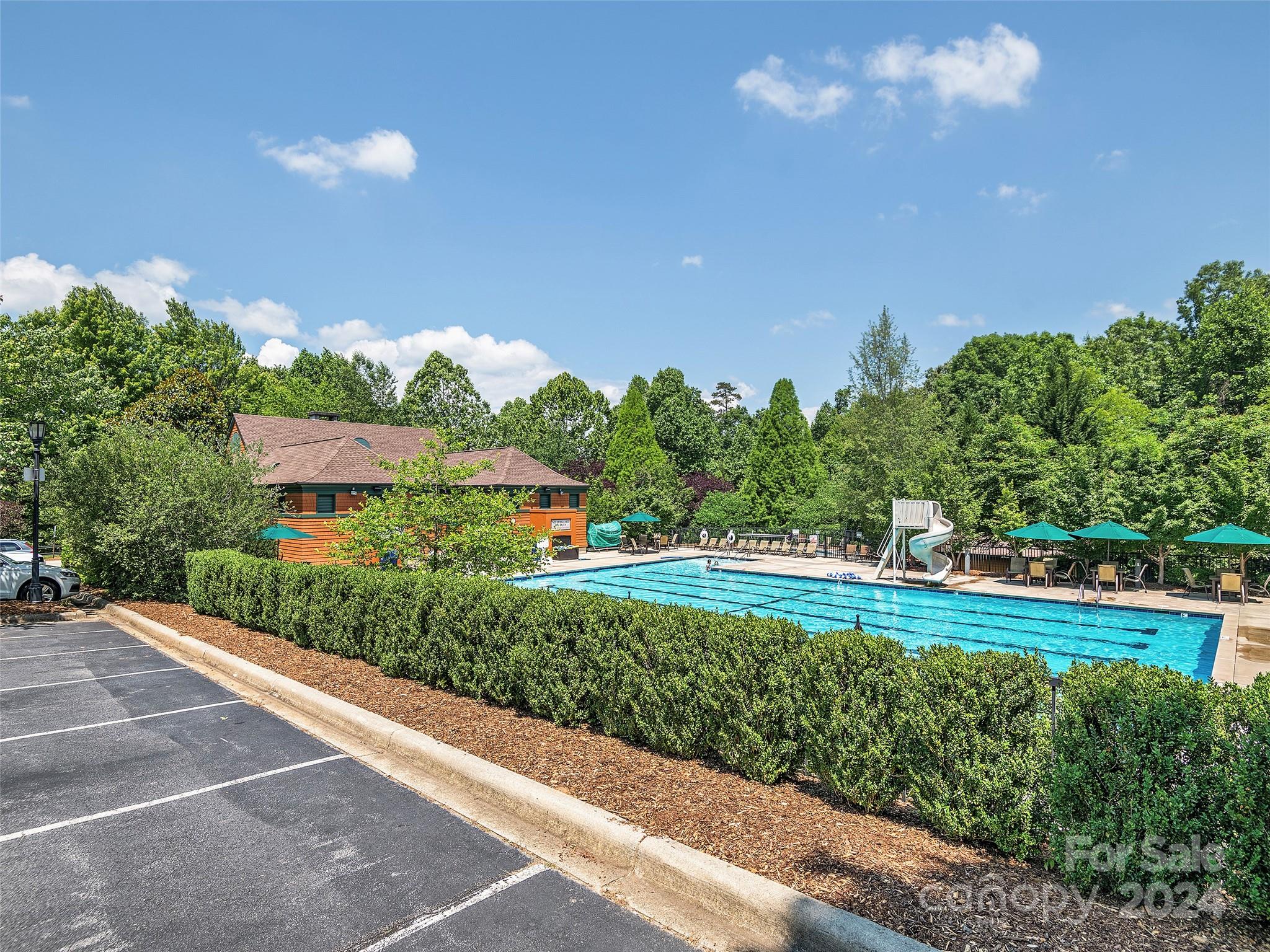 906 Woodvine Road Property Photo 45