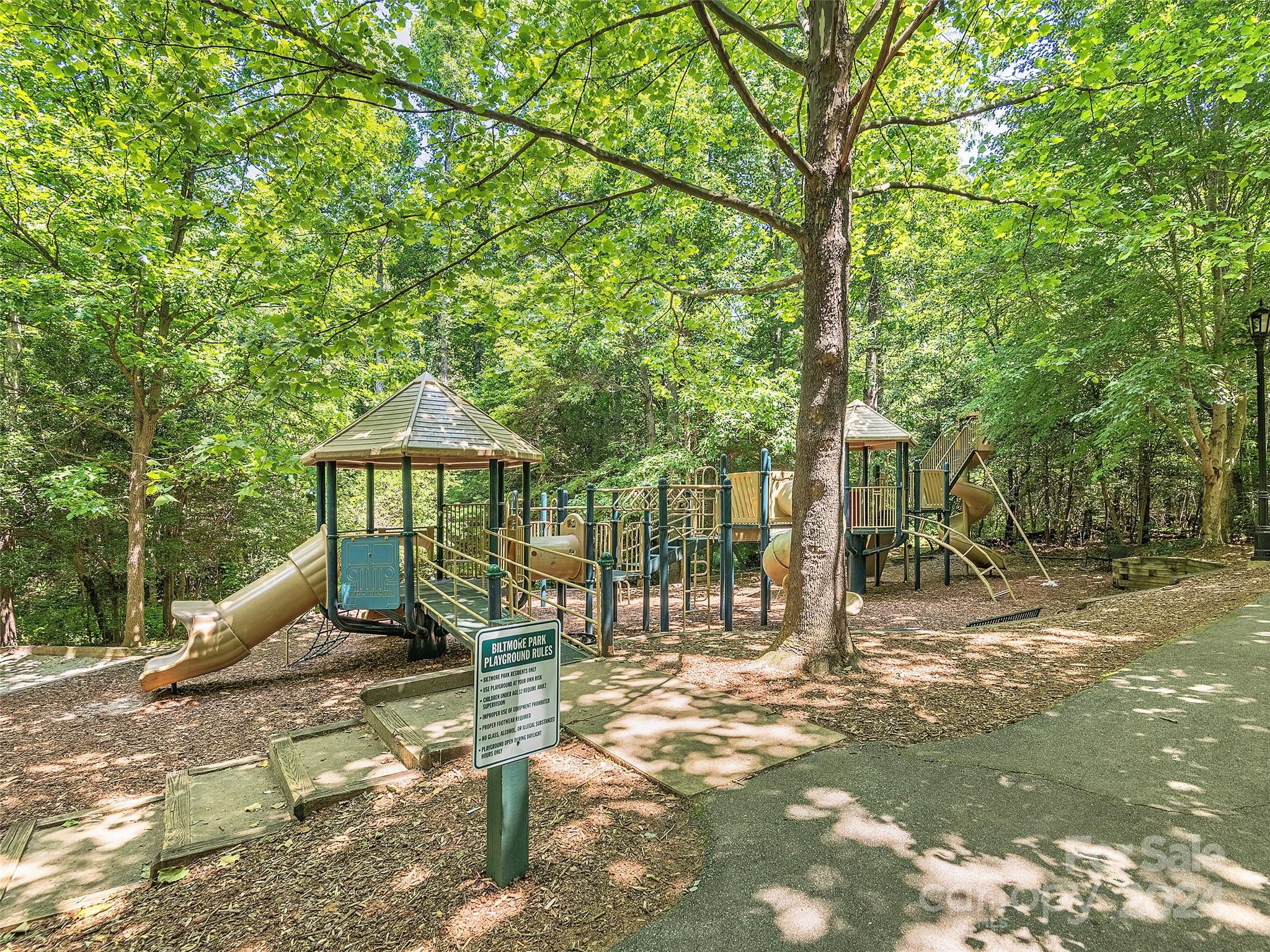906 Woodvine Road Property Photo 47