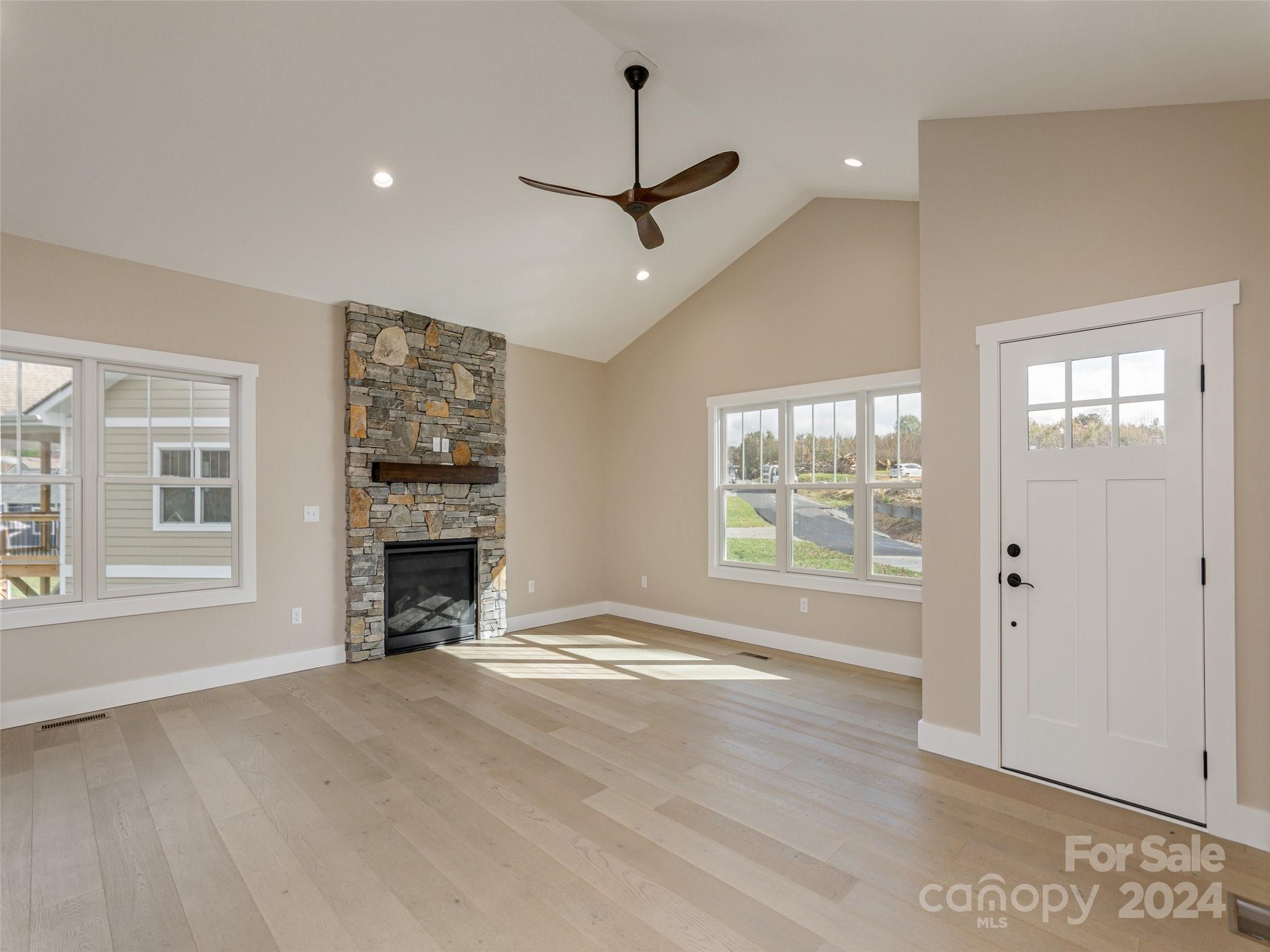 58 Olde Oak Lane Property Photo 3