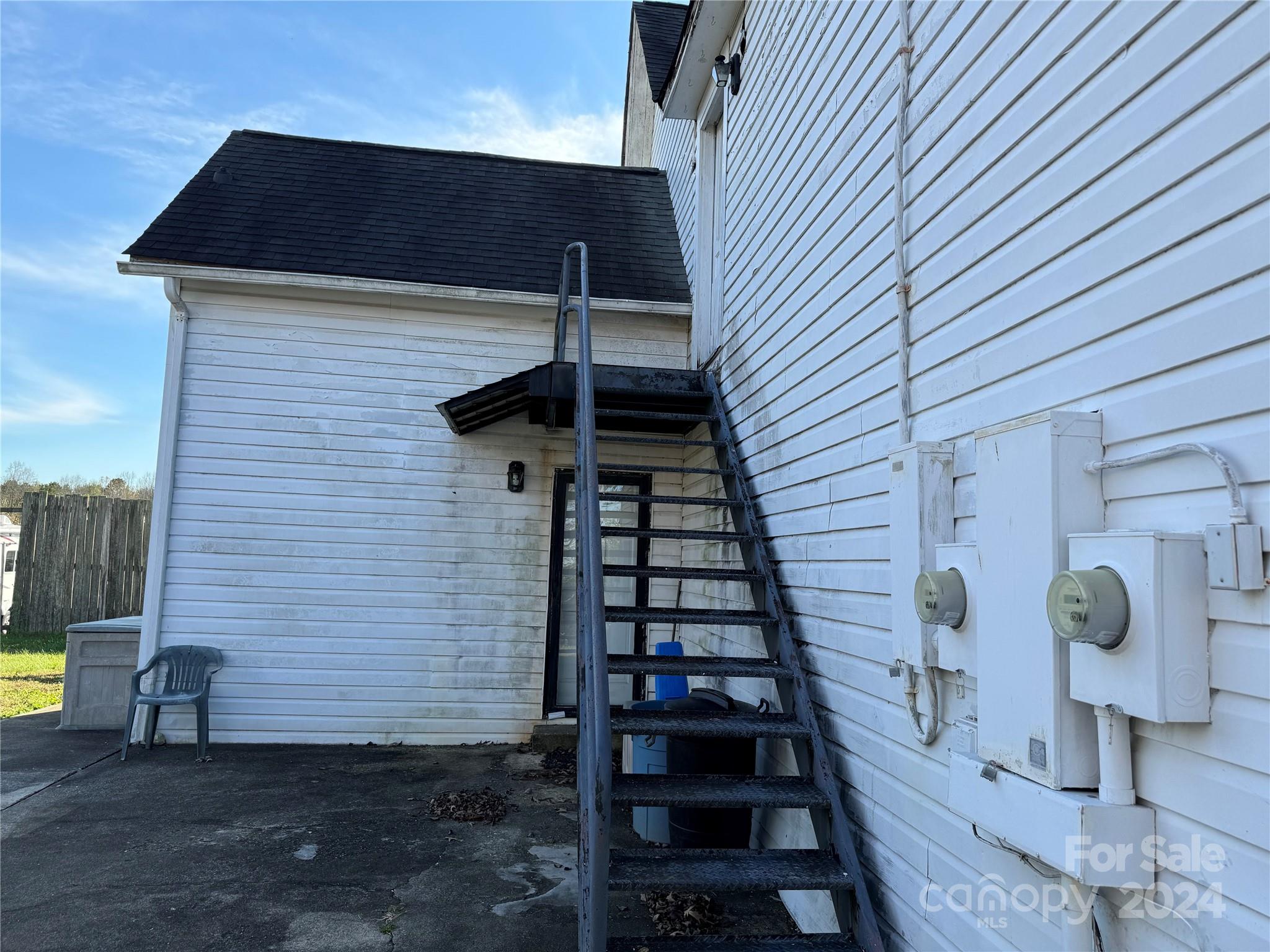 2068 Rader Circle Property Photo 18