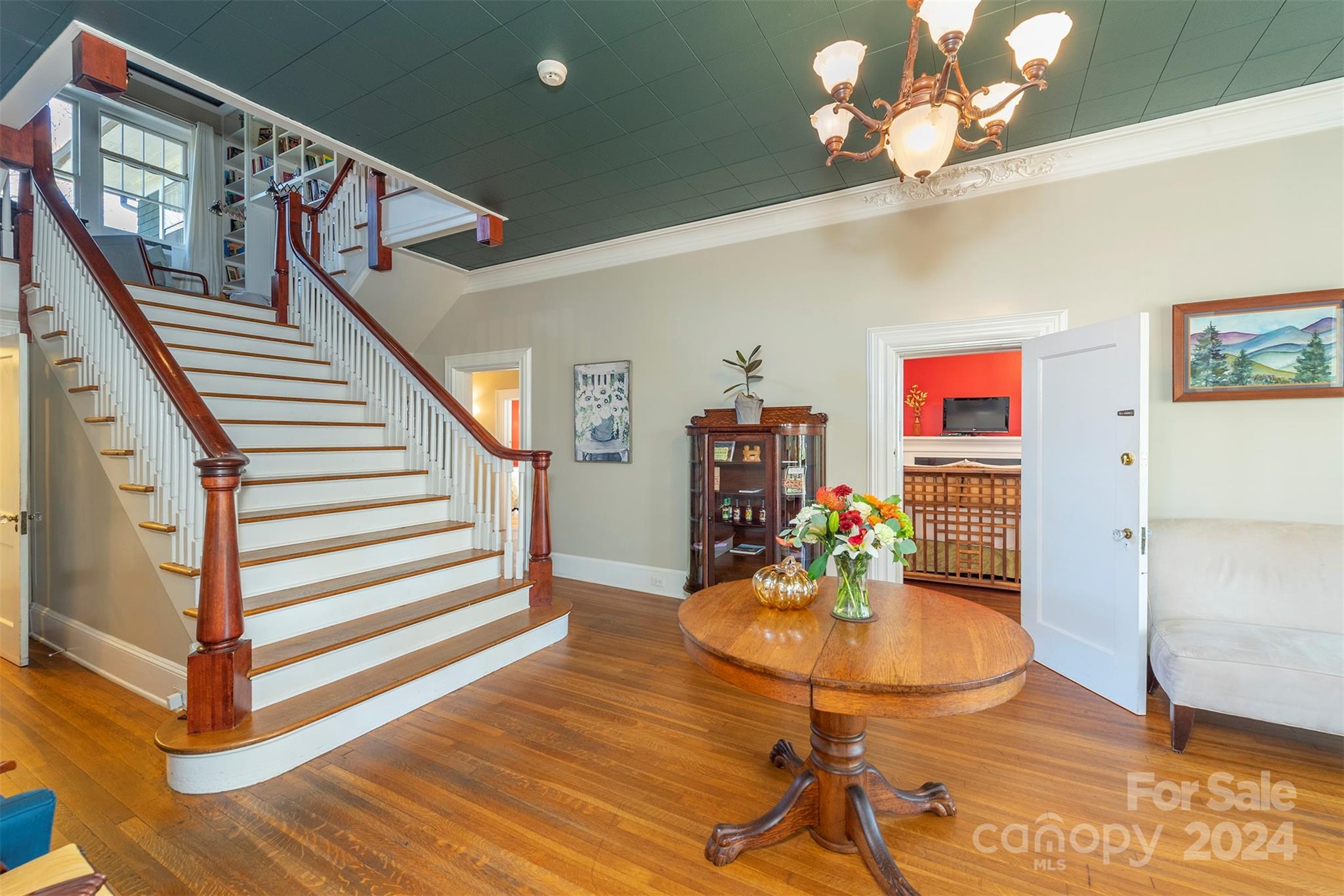 77 Kenilworth Road Property Photo 6