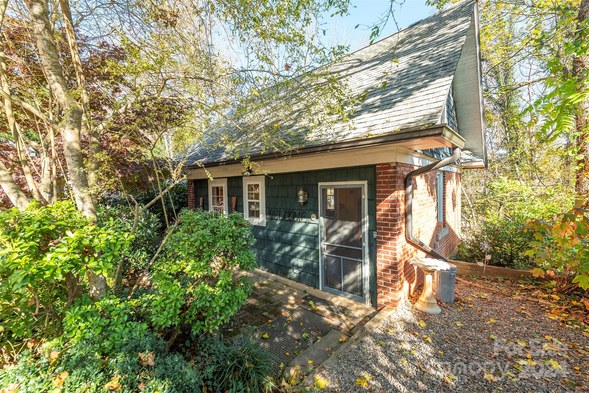 77 Kenilworth Road Property Photo 40