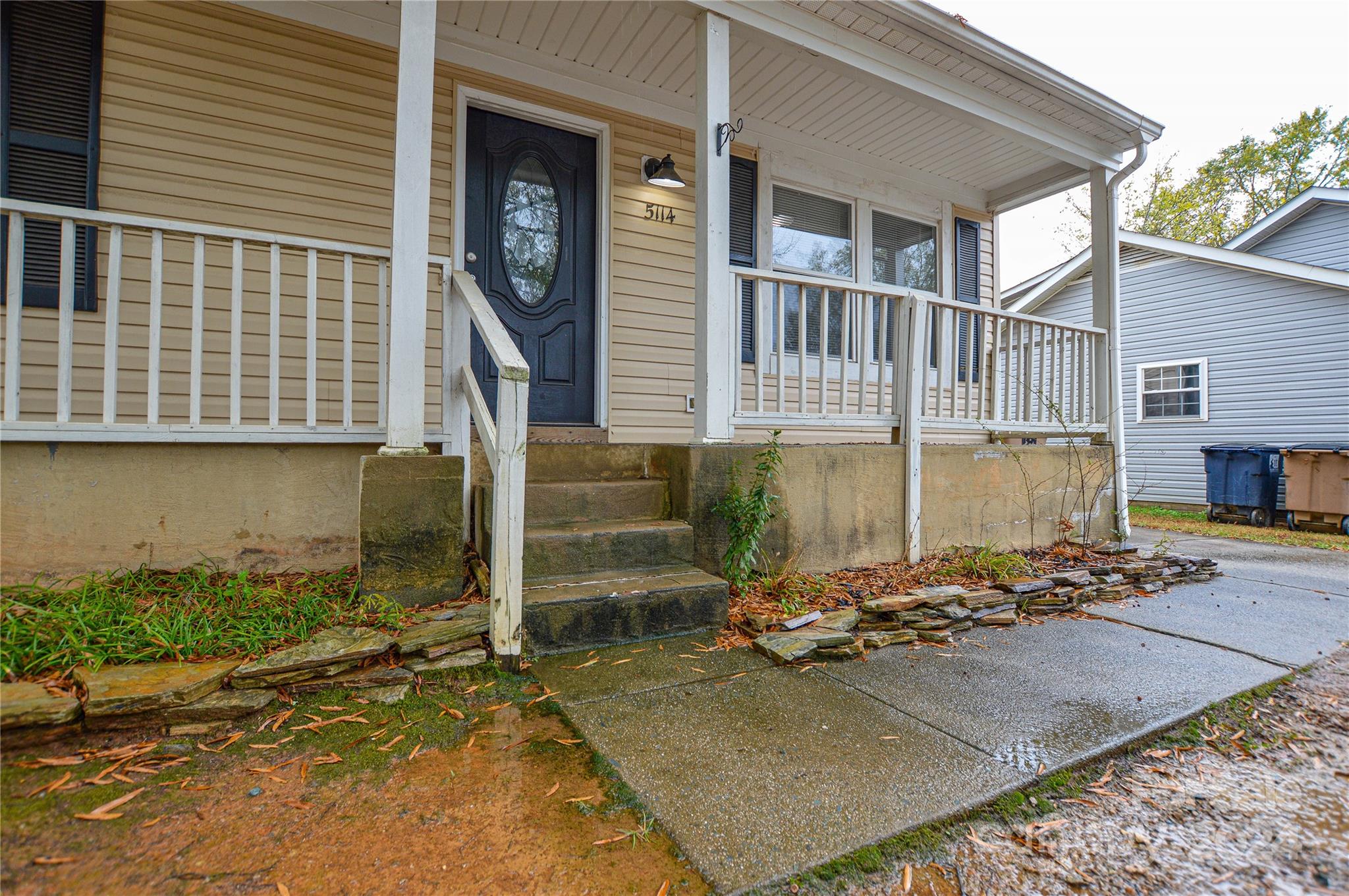 5114 Darby Drive Property Photo 3