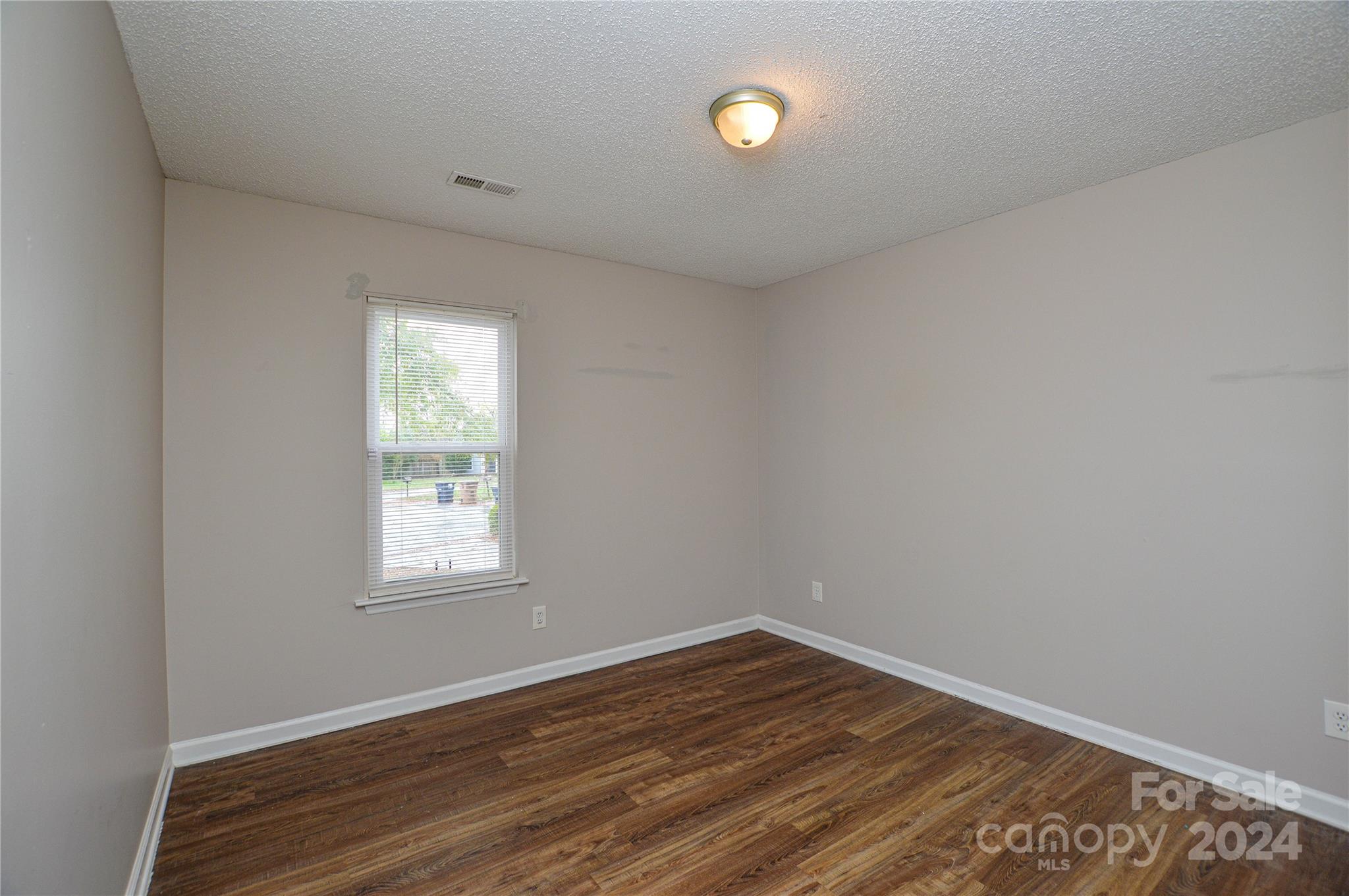 5114 Darby Drive Property Photo 17