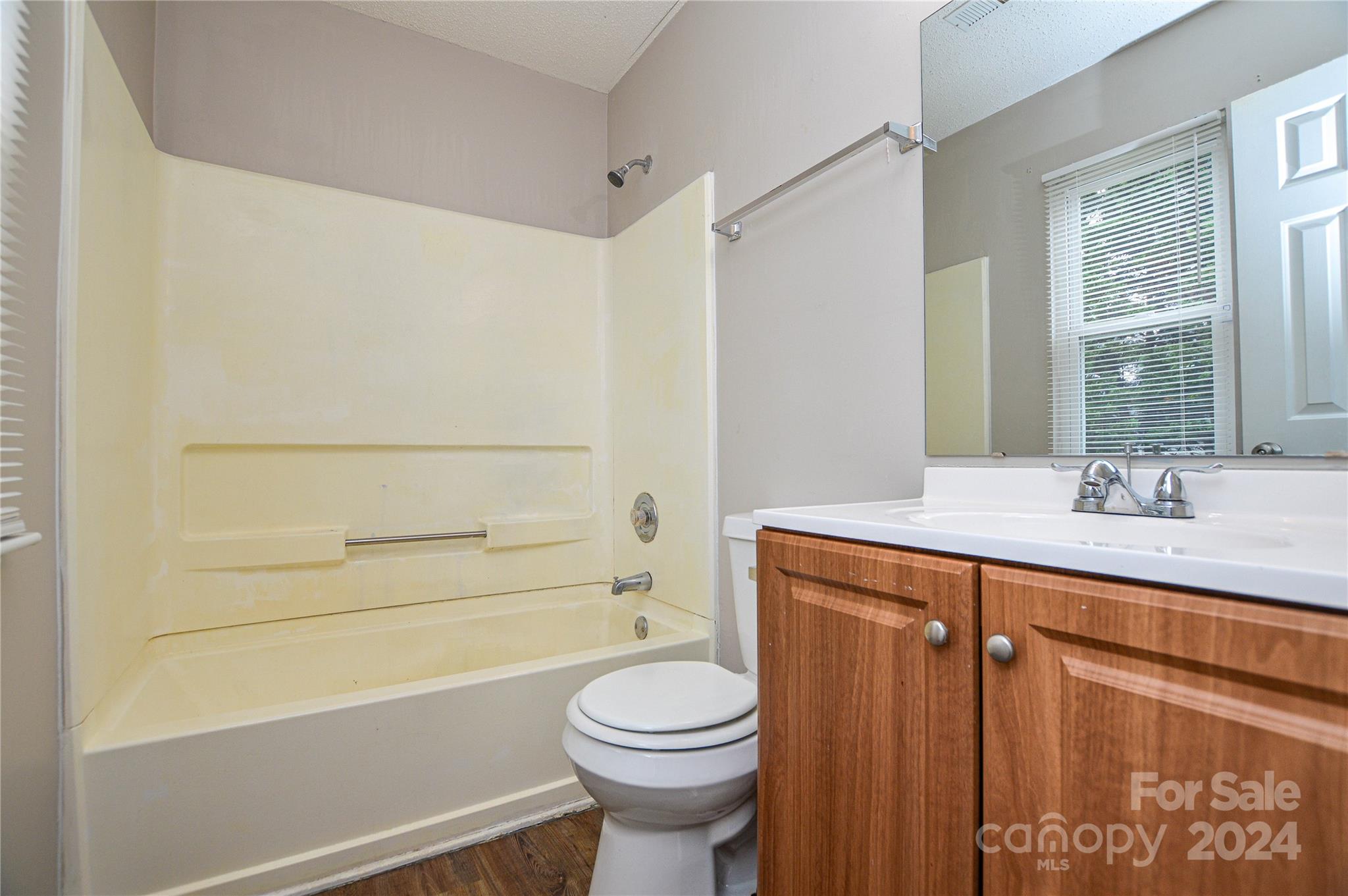 5114 Darby Drive Property Photo 24