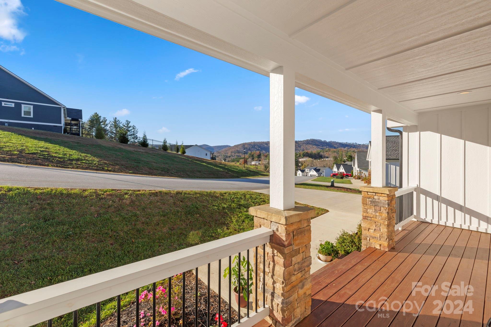 155 Hayes Ridge Lane Property Photo 10