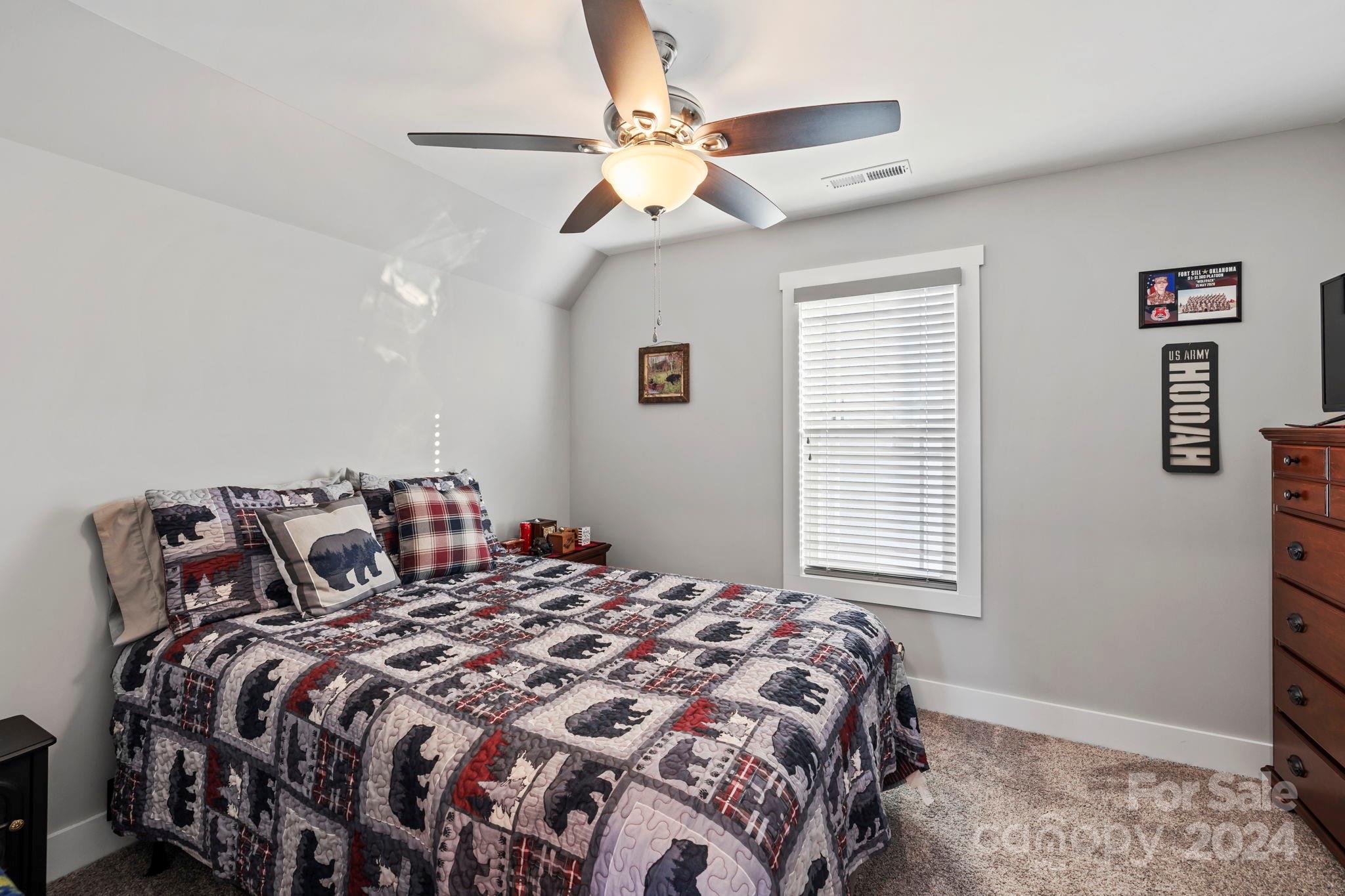 155 Hayes Ridge Lane Property Photo 32