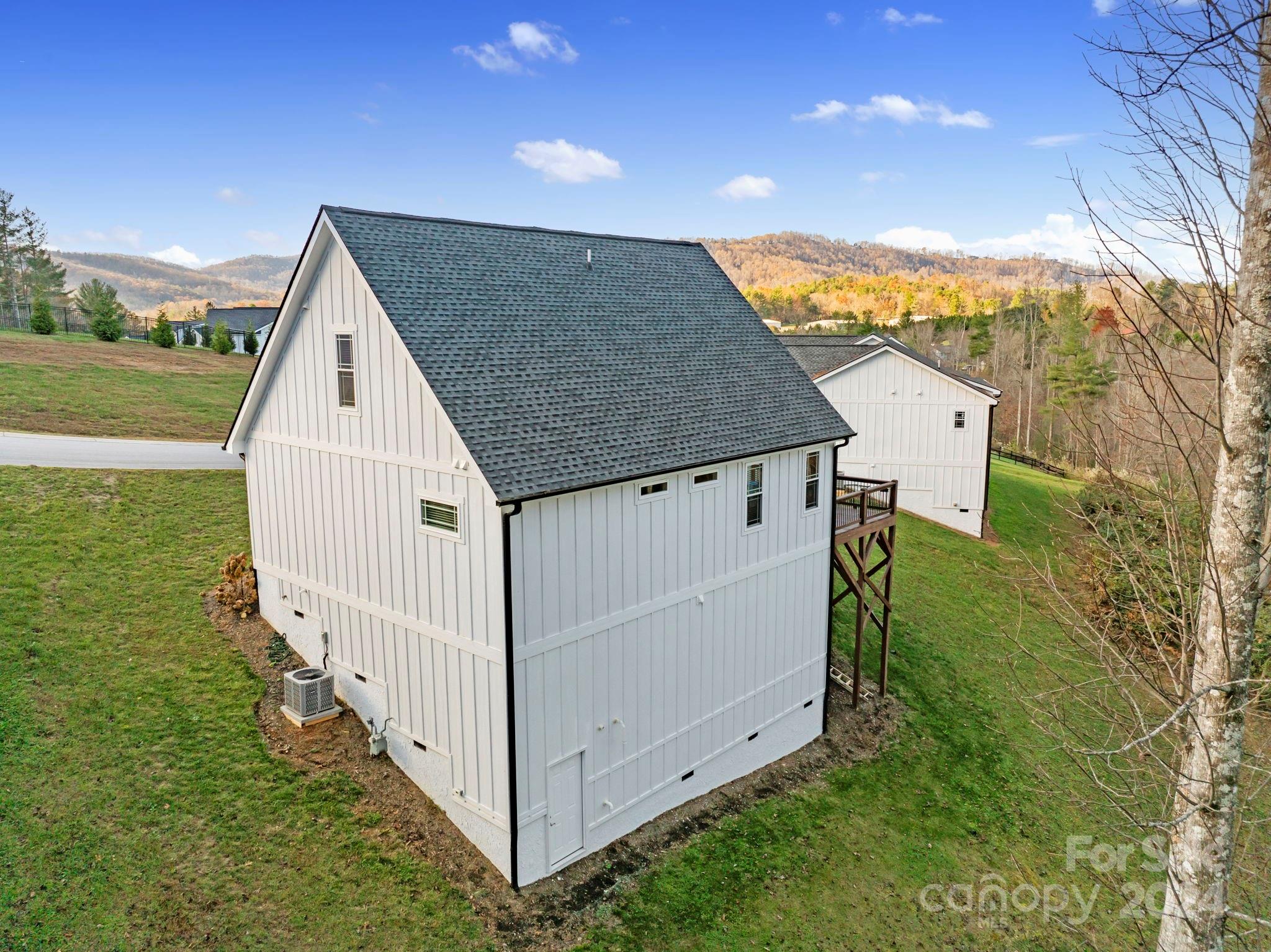 155 Hayes Ridge Lane Property Photo 38