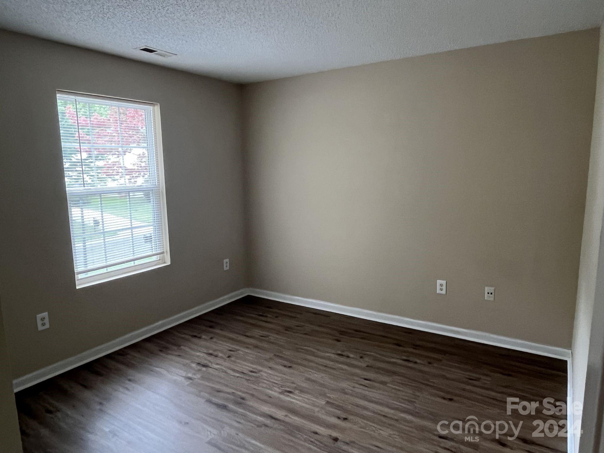 14011 Pinyon Pine Lane Property Photo 16