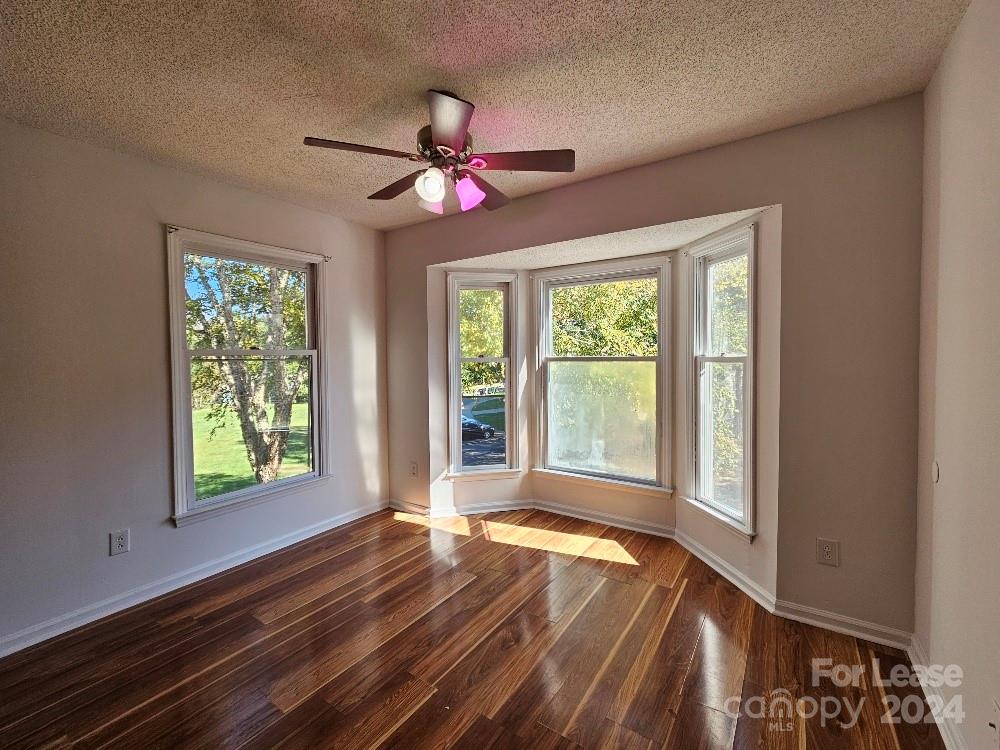 6217 Rosecroft Drive Property Photo 9