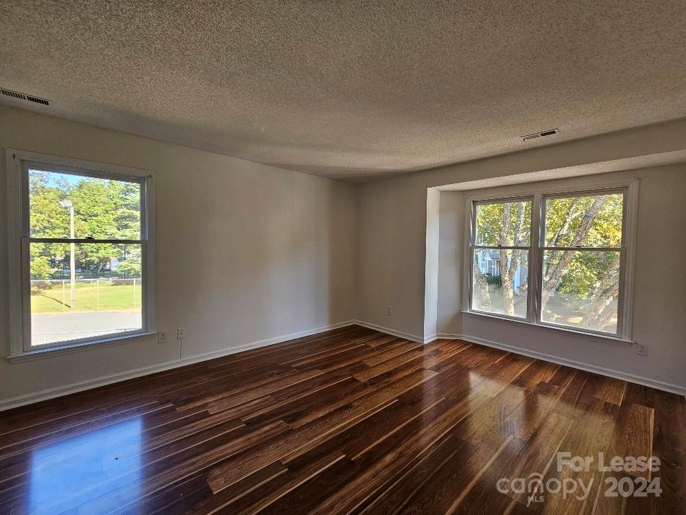6217 Rosecroft Drive Property Photo 10