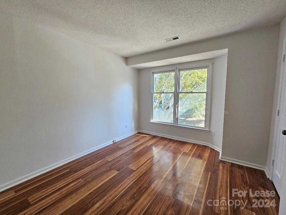 6217 Rosecroft Drive Property Photo 11