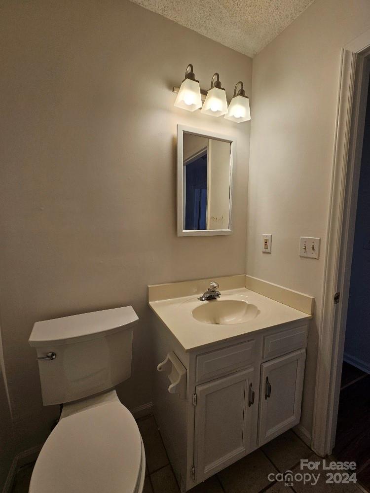 6217 Rosecroft Drive Property Photo 16