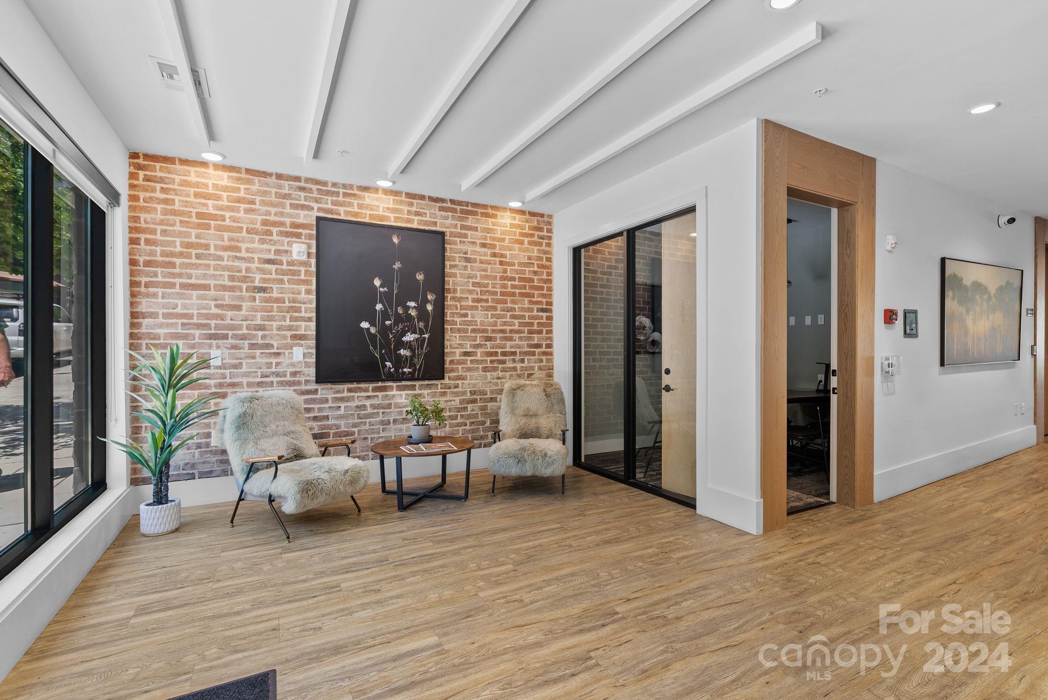 55 S Market Street 311 Property Photo 4