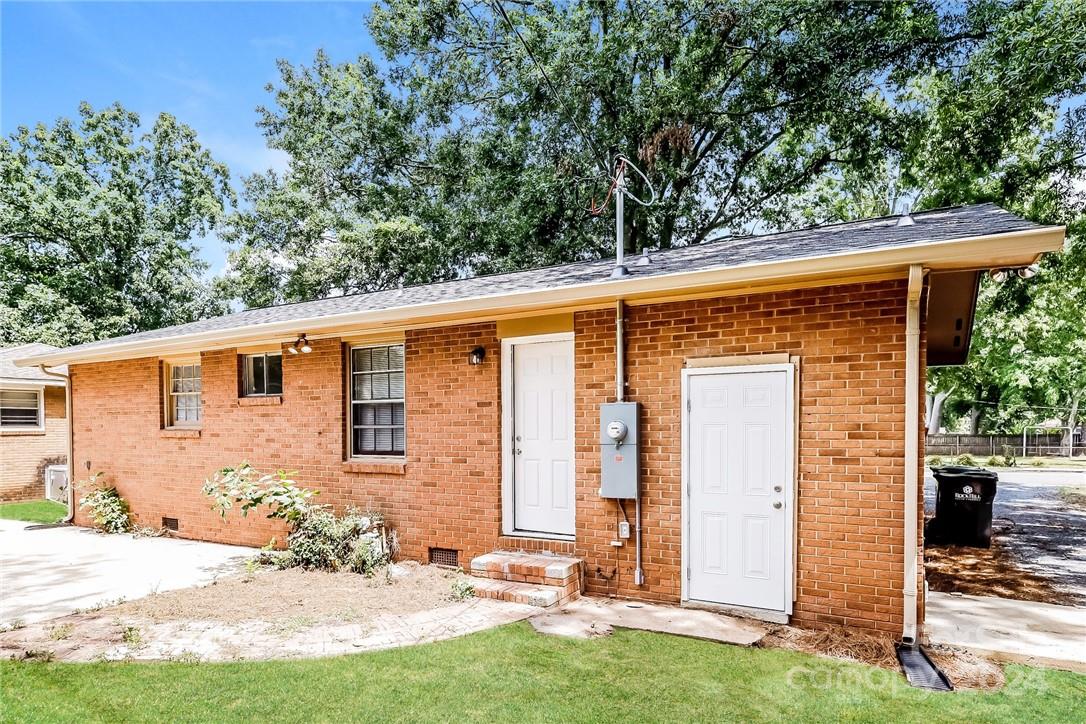 974 Sylvia Circle Property Photo 15
