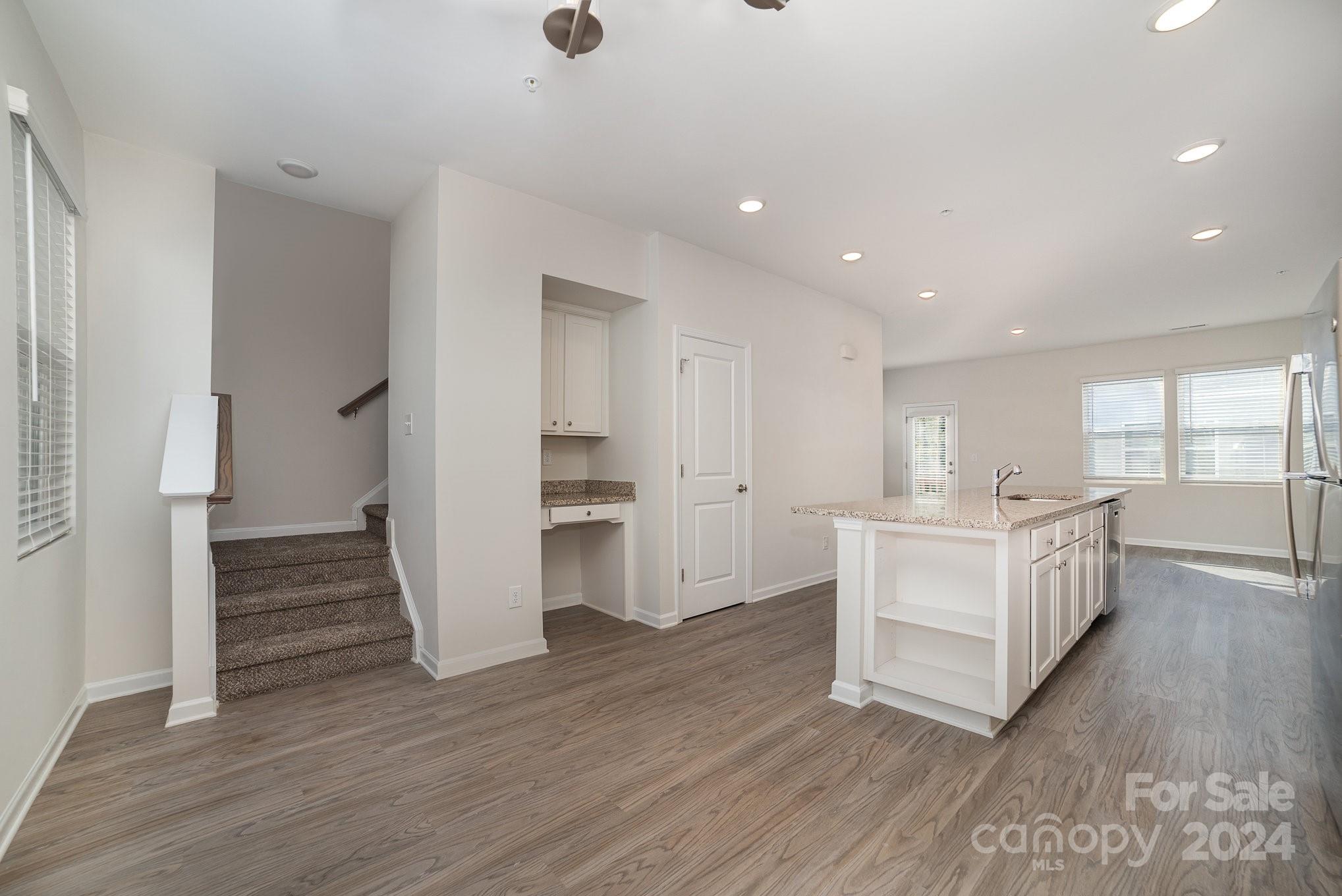 2304 Via Dei Conte Alley Property Photo 12