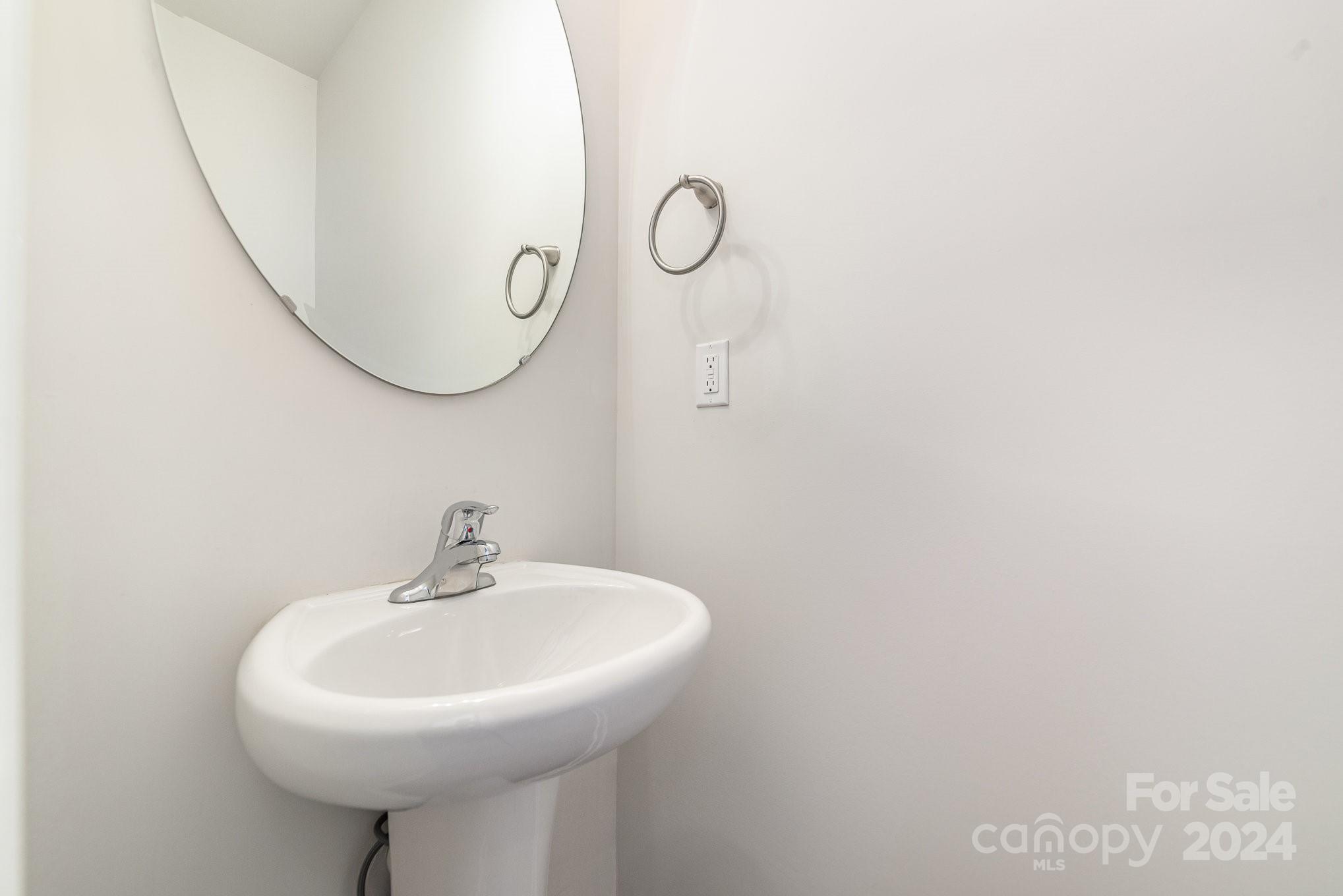 2304 Via Dei Conte Alley Property Photo 15