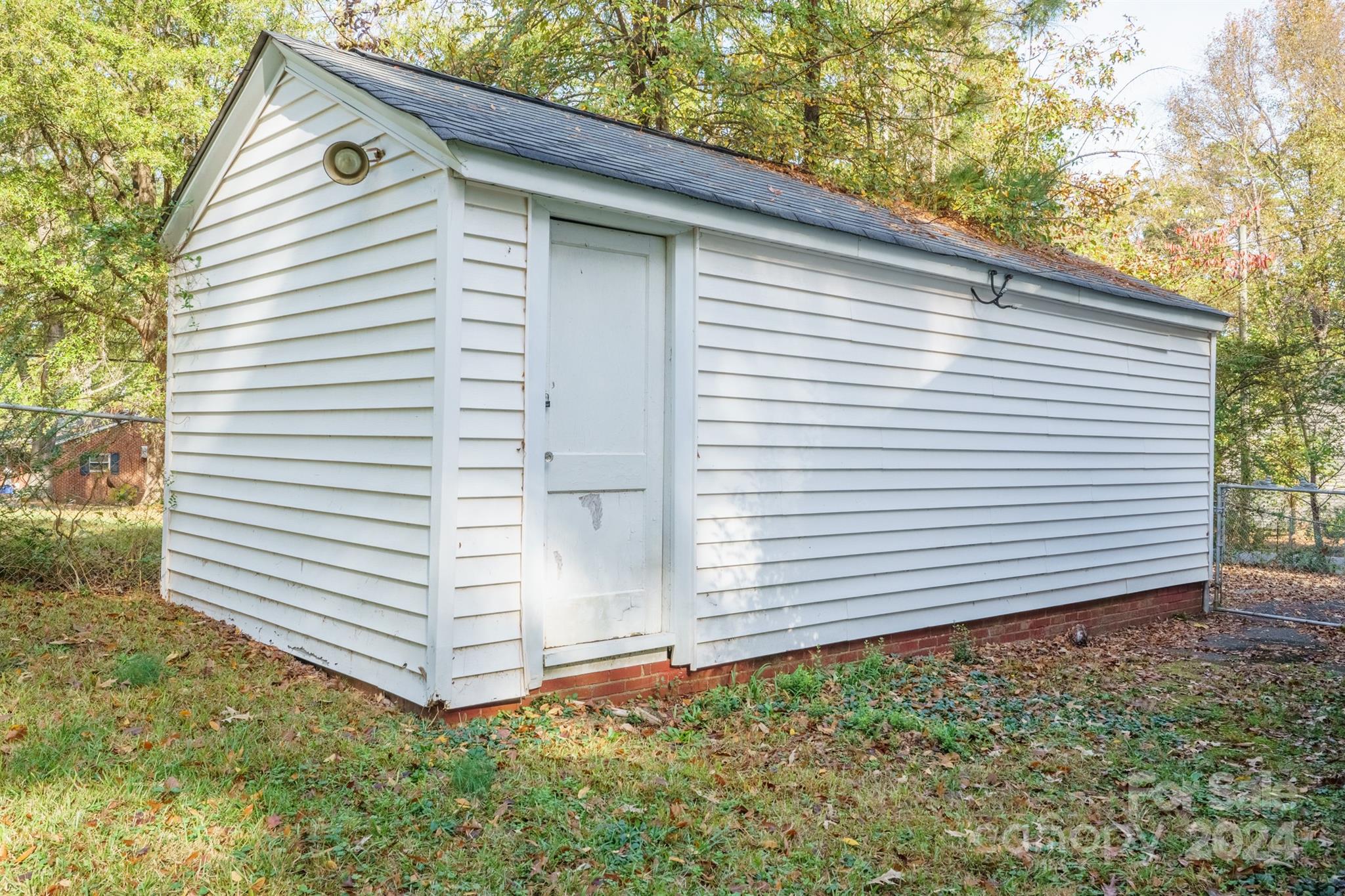 571 Hillandale Street Property Photo 26