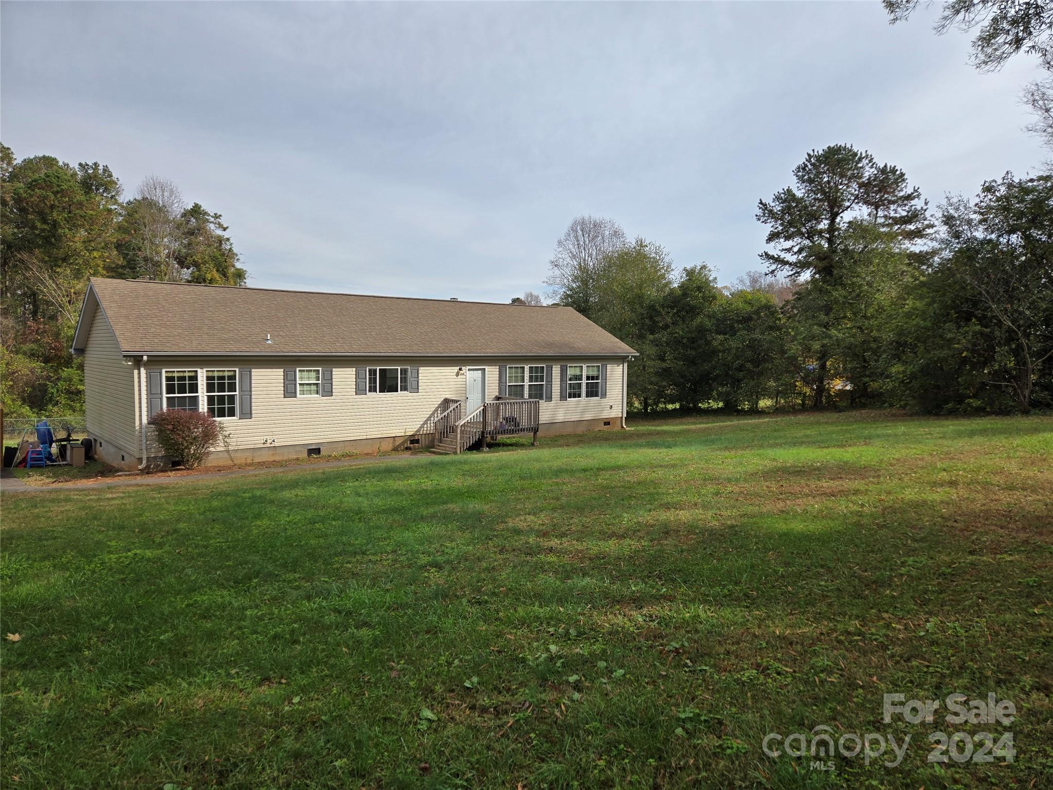 2110 Zion Church Road Property Photo 2