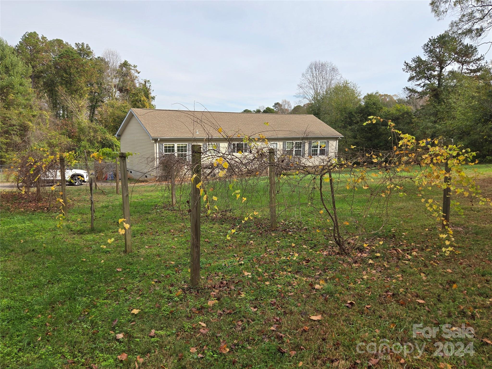 2110 Zion Church Road Property Photo 3