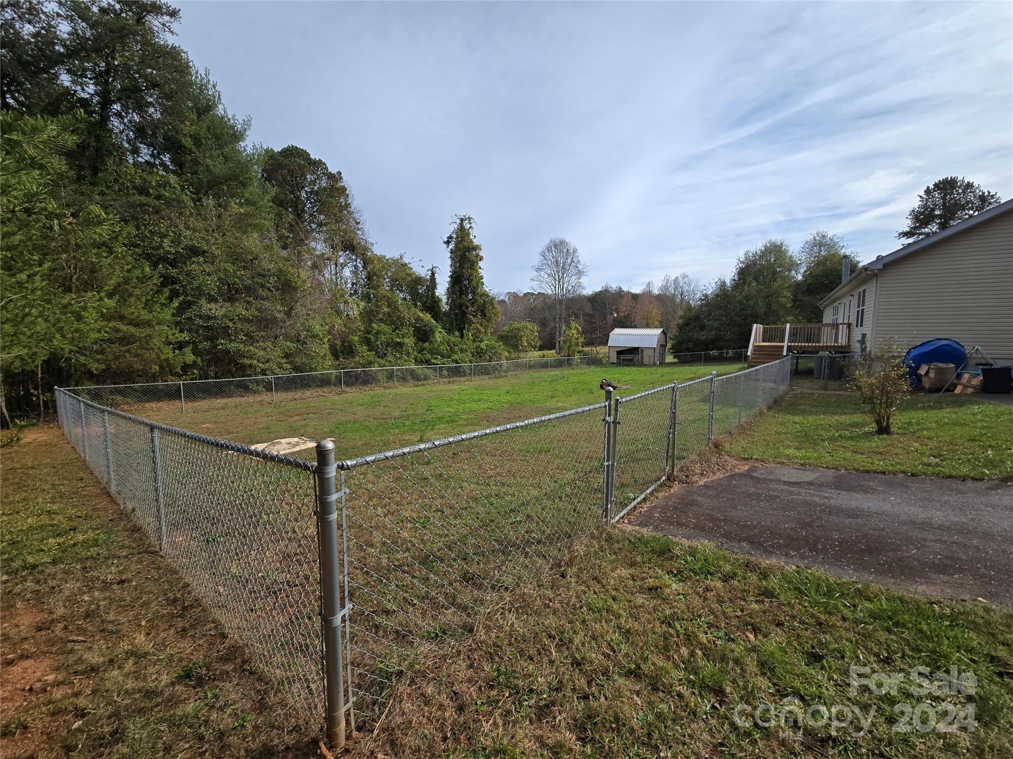 2110 Zion Church Road Property Photo 4