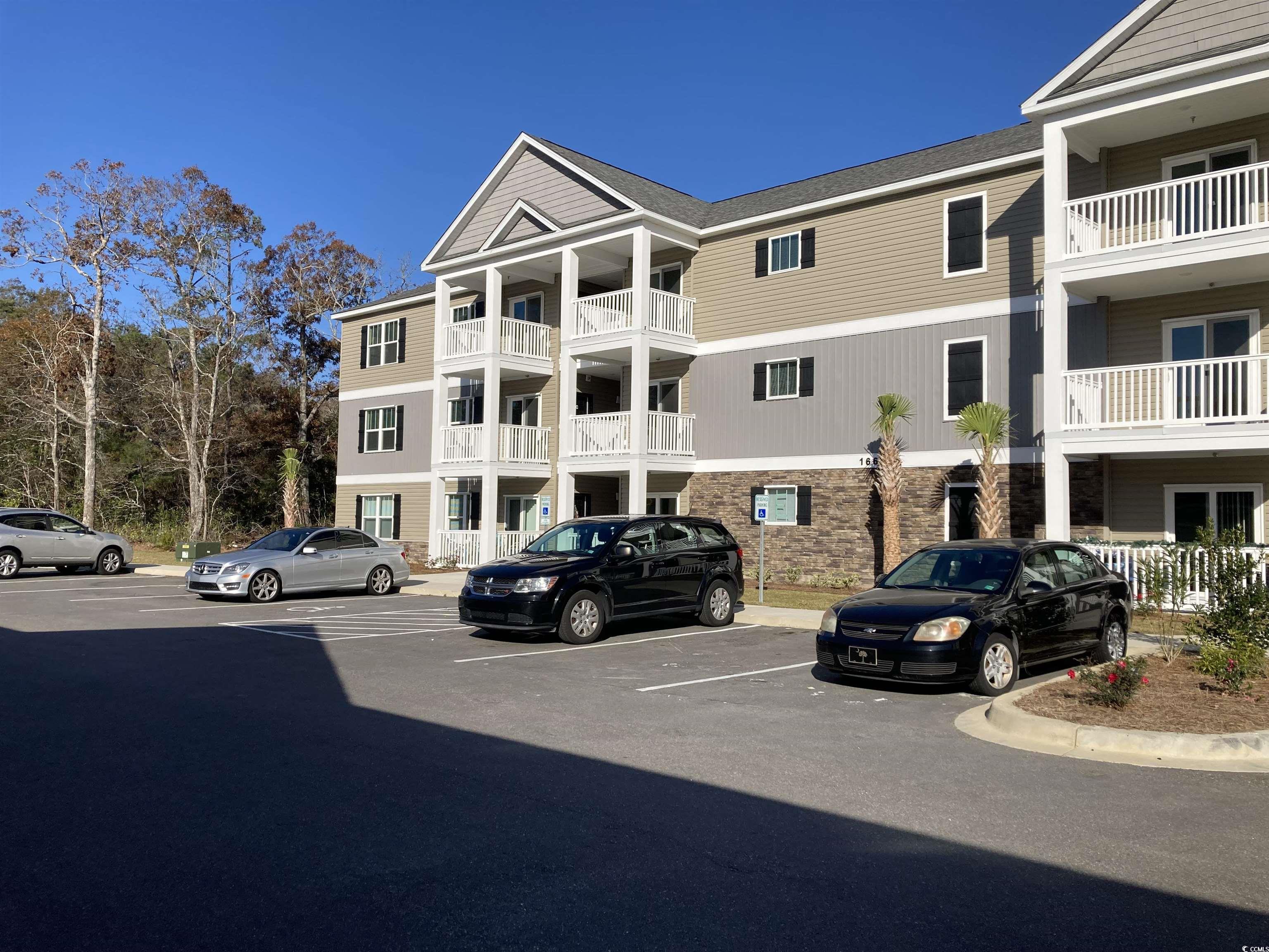Sandridge Commons Real Estate Listings Main Image