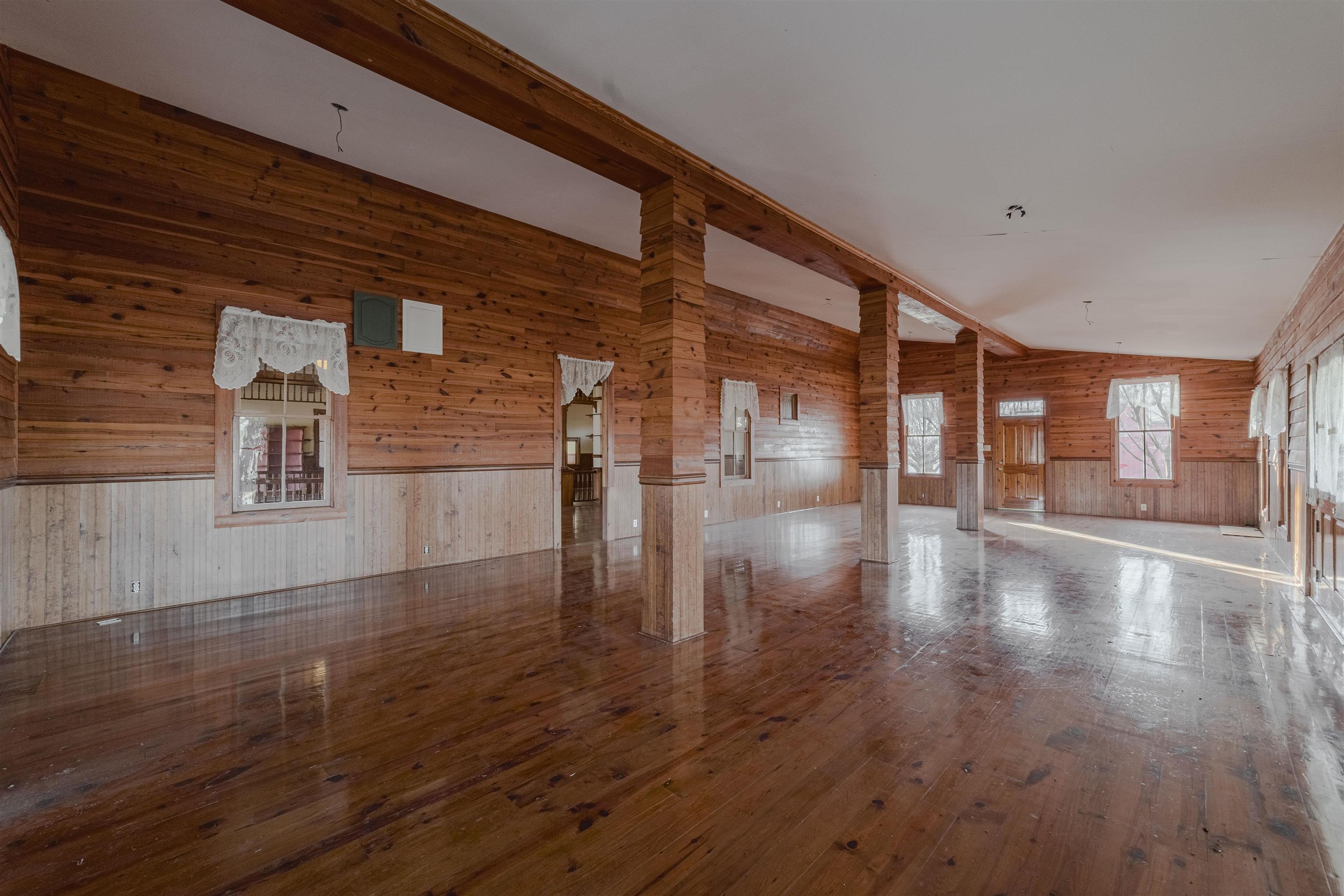 3215 Bluff Rd. Property Photo 17