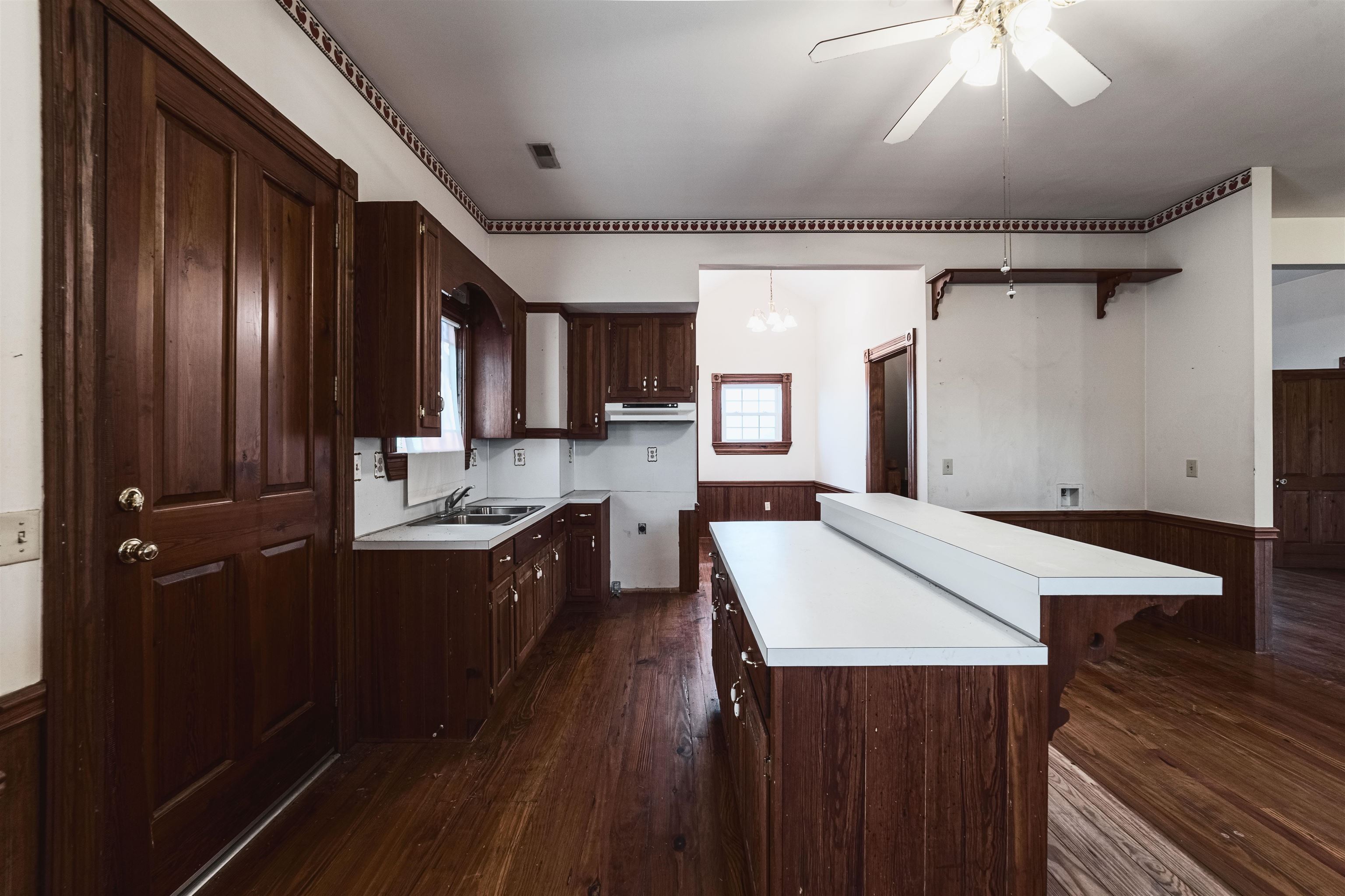 3215 Bluff Rd. Property Photo 28
