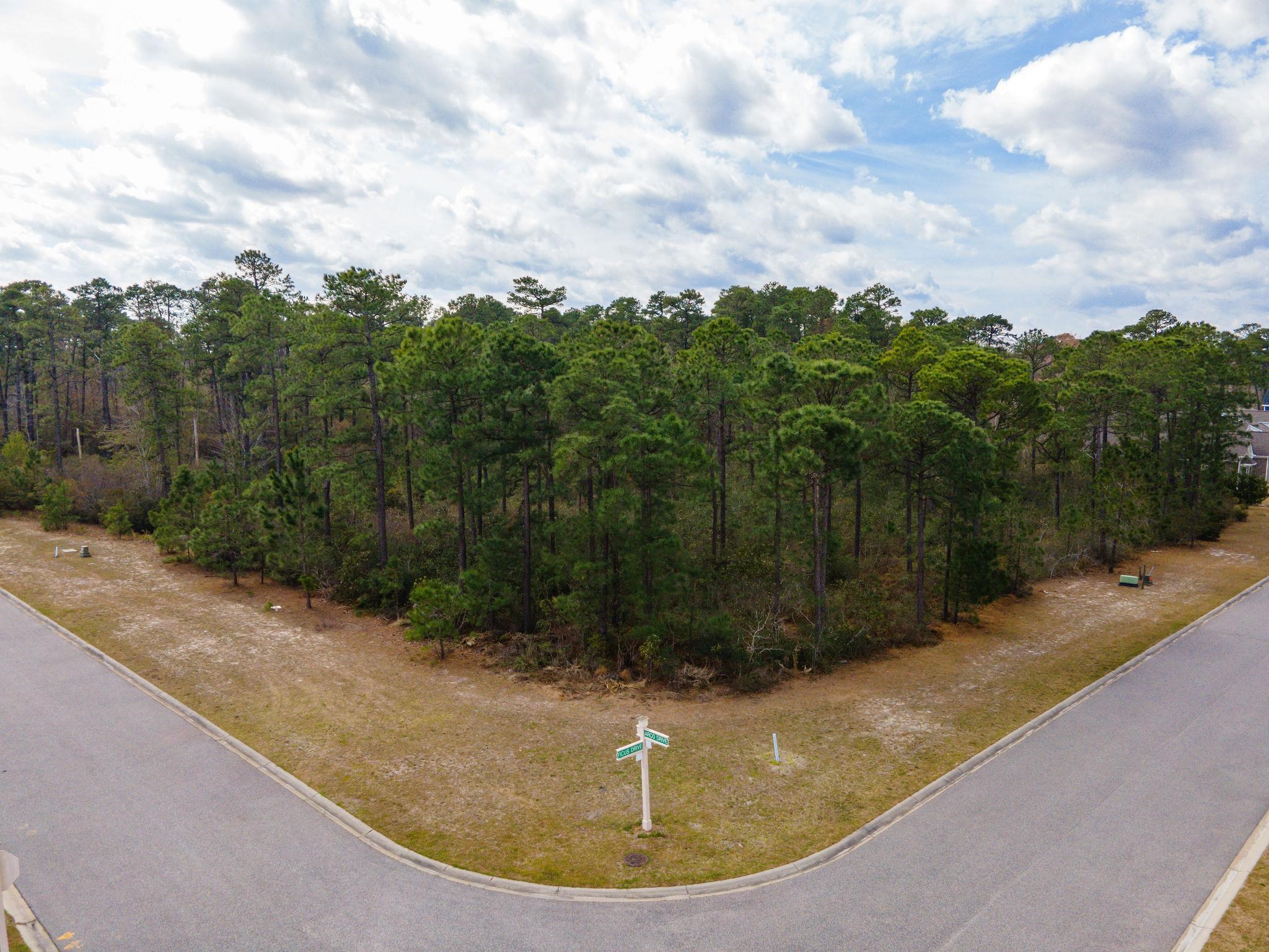 Arco Dr. Property Photo 5