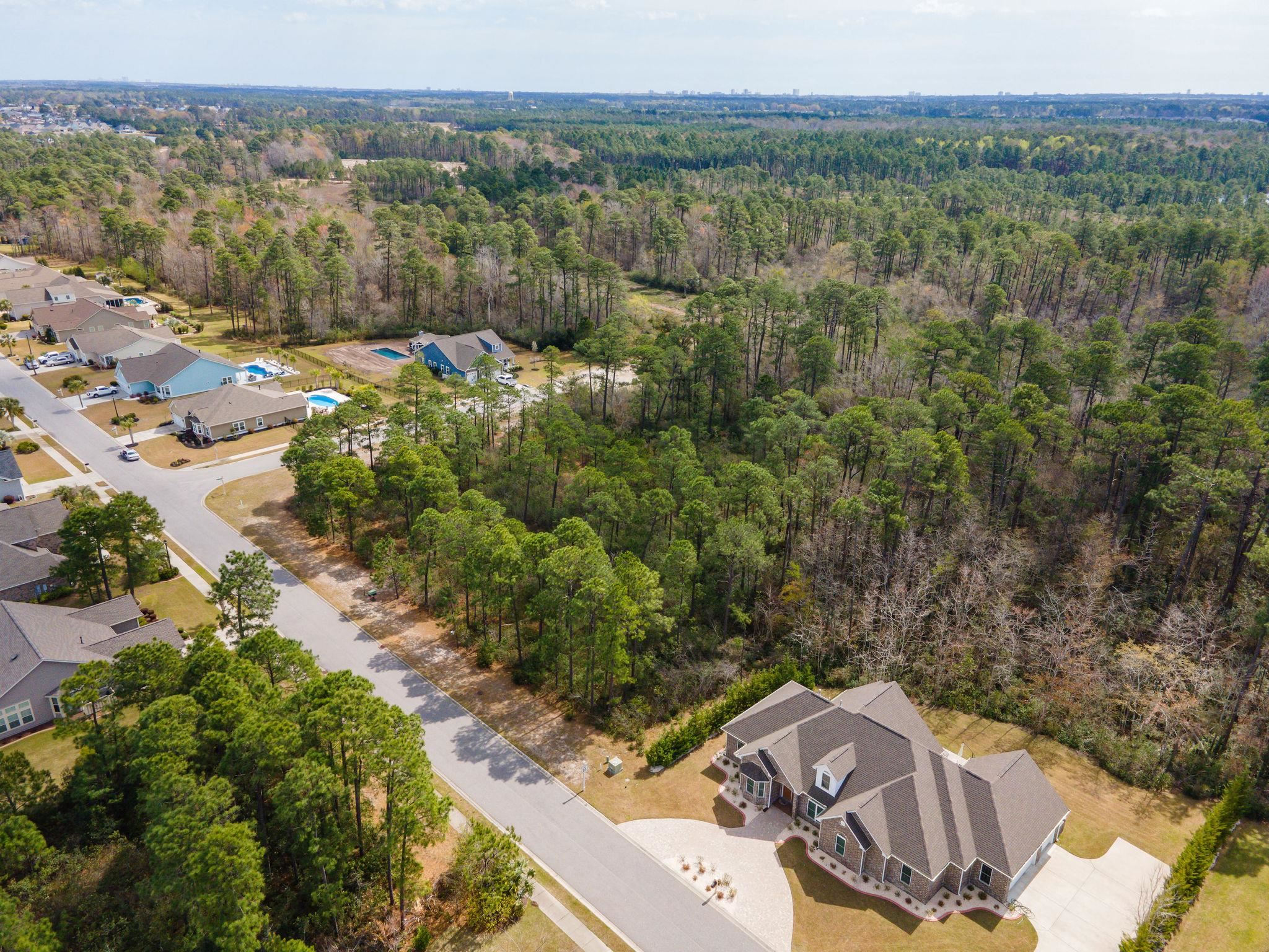 Arco Dr. Property Photo 14