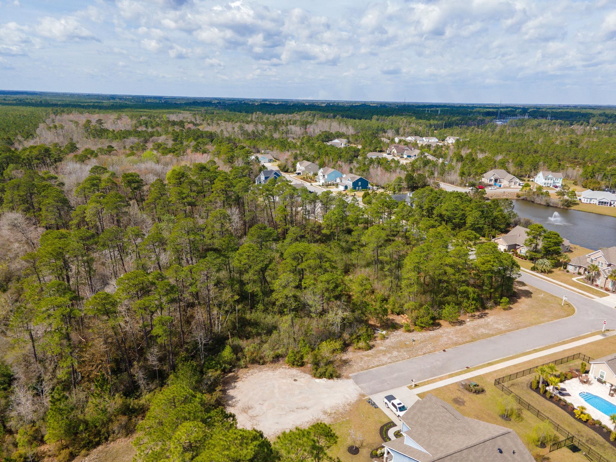 Arco Dr. Property Photo 15